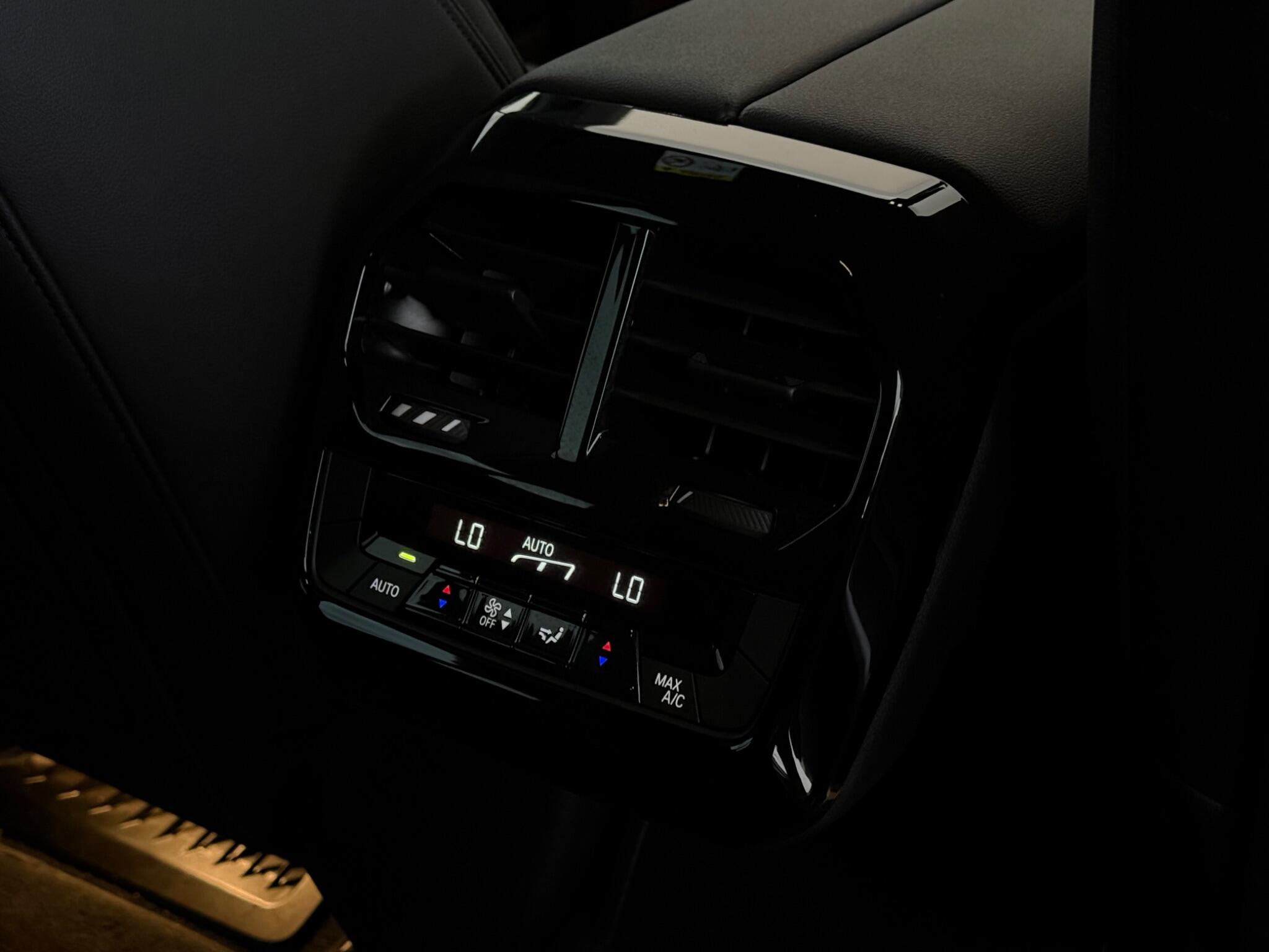 BMW Ix view 53