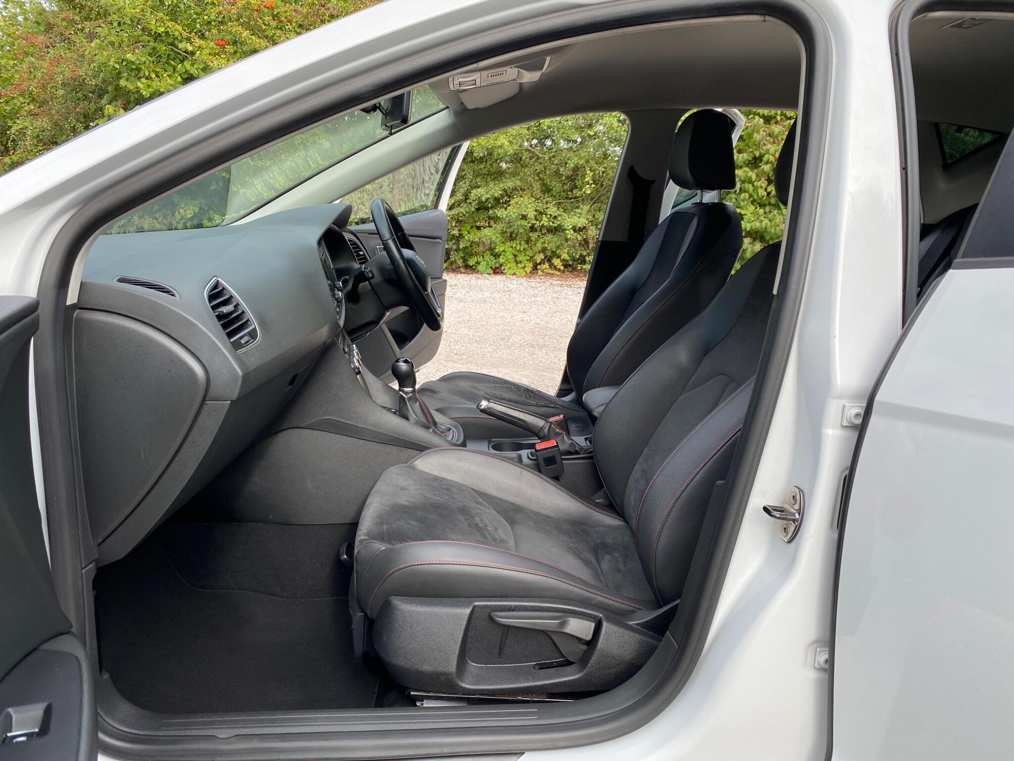 Seat Leon Leon view 15