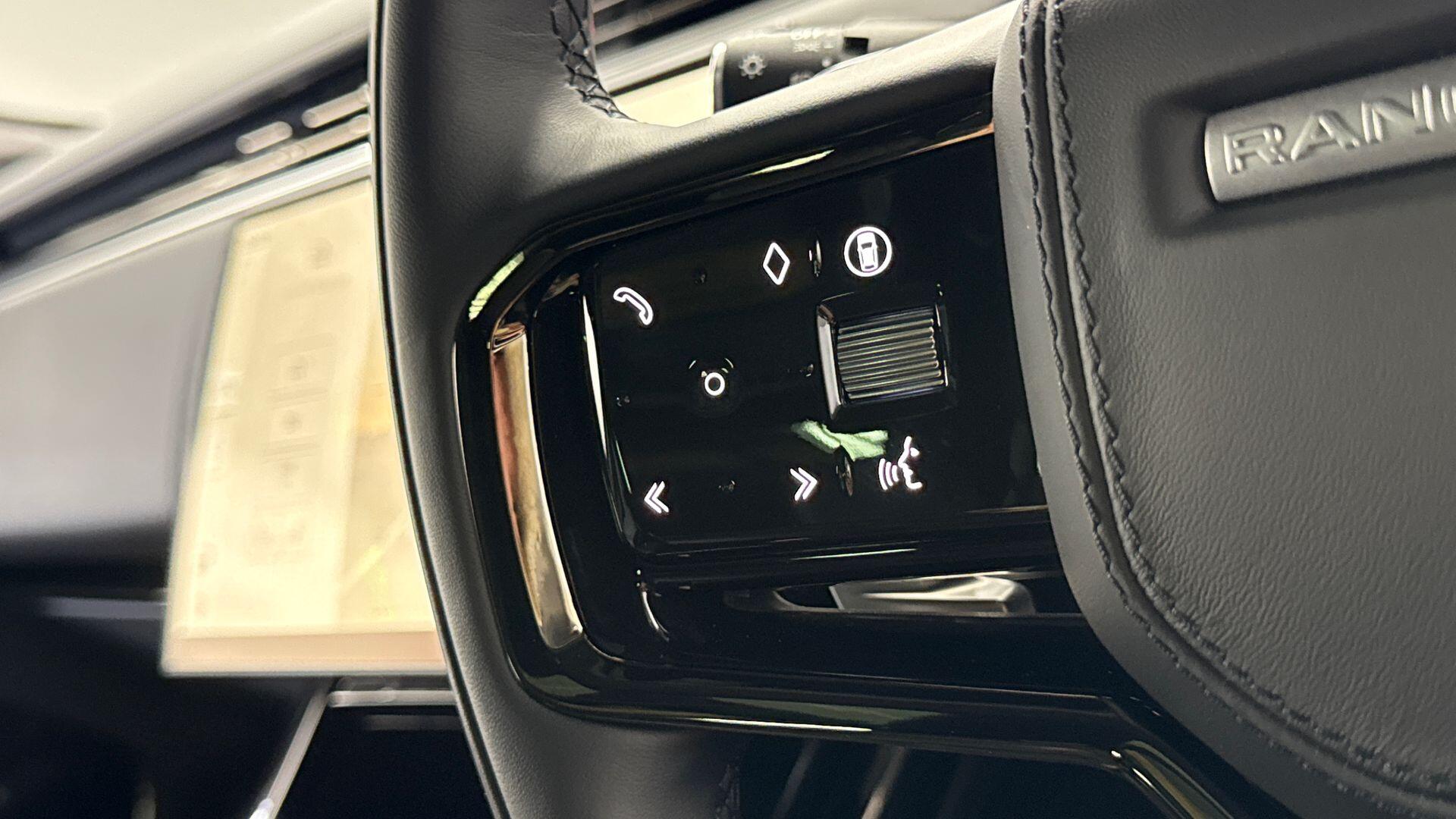 Land Rover Range Rover Sport view 25