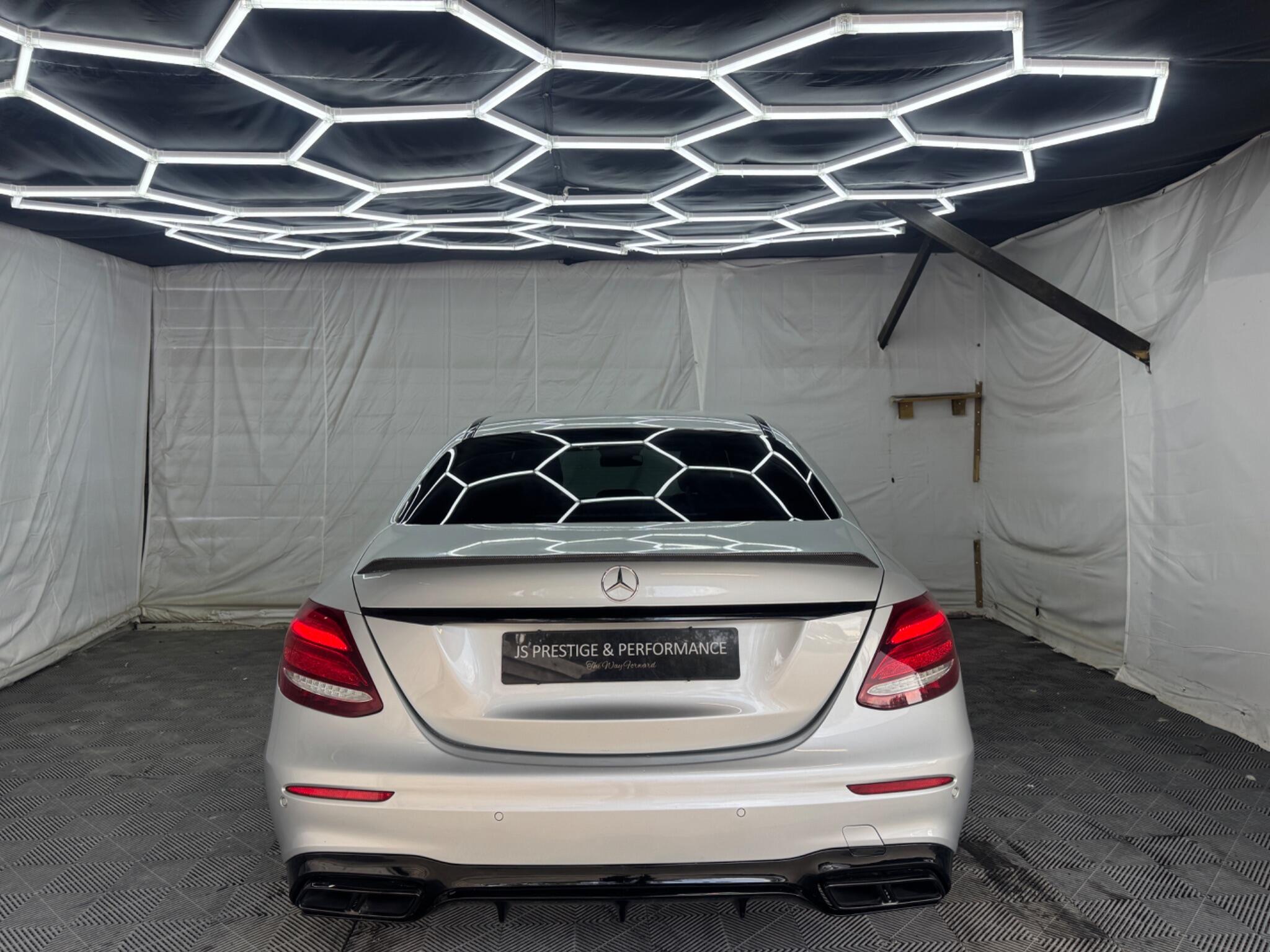 Mercedes-Benz E Class view 9