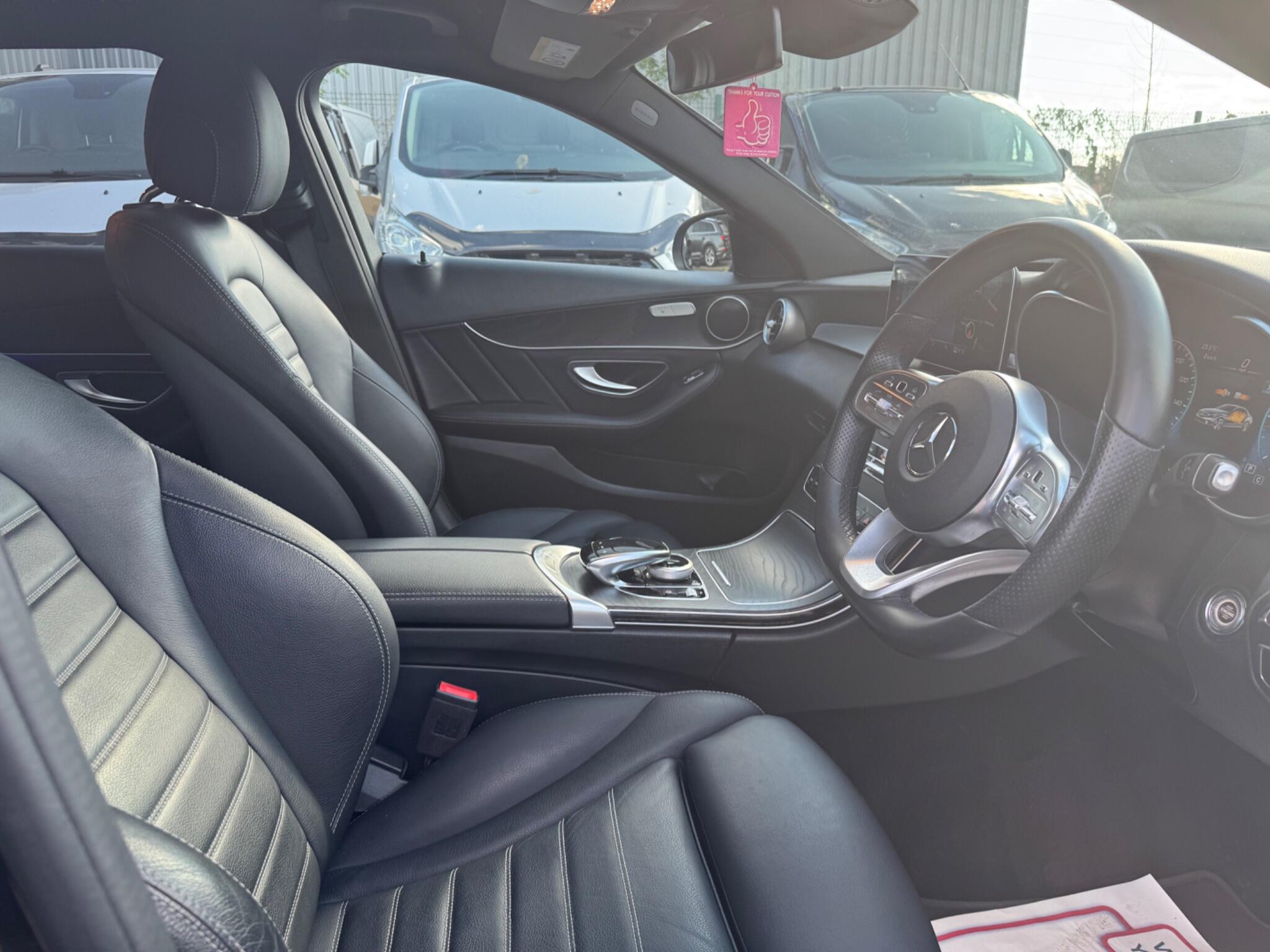 Mercedes-Benz C Class view 12