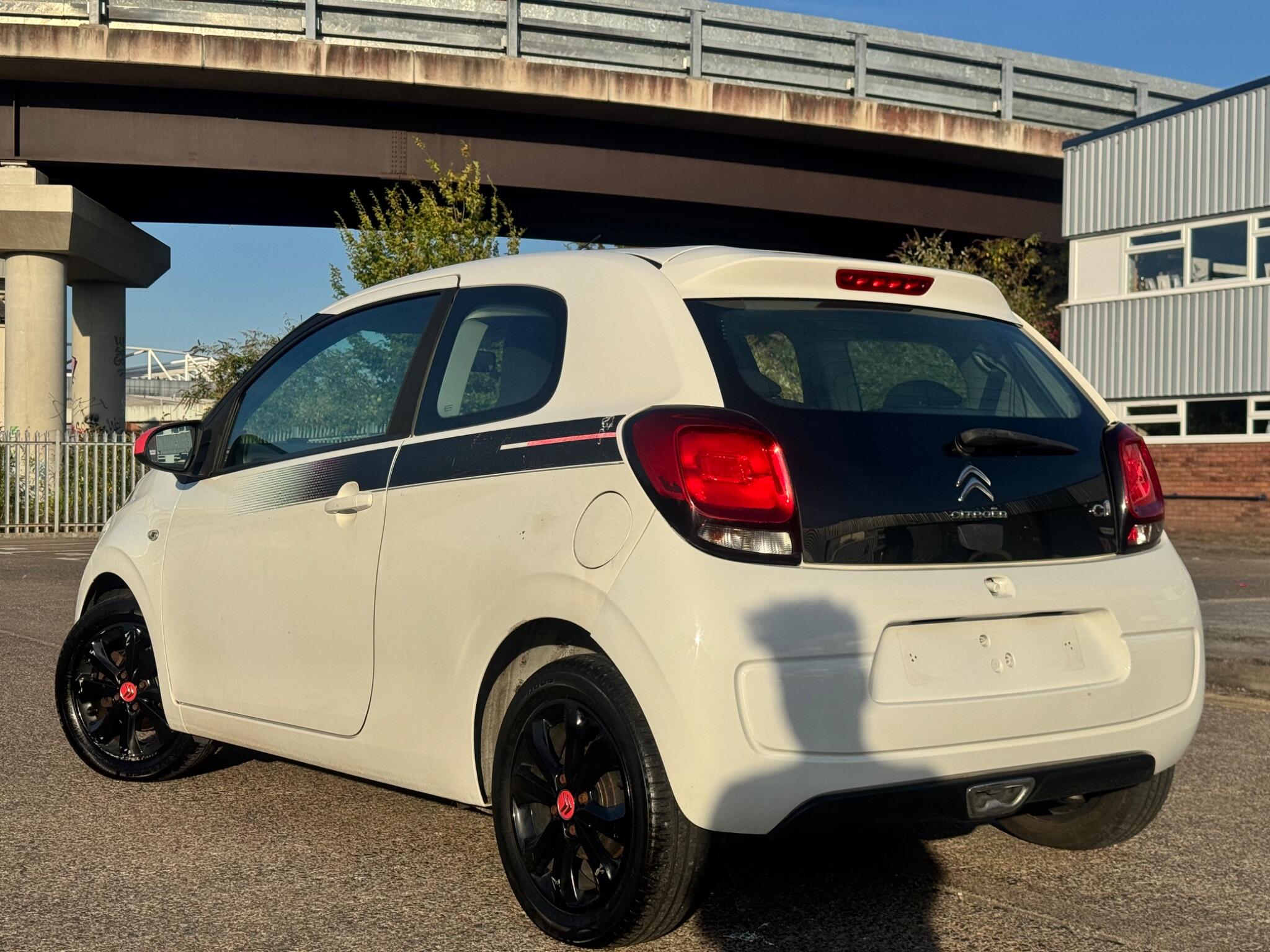 Citroen C1 view 8