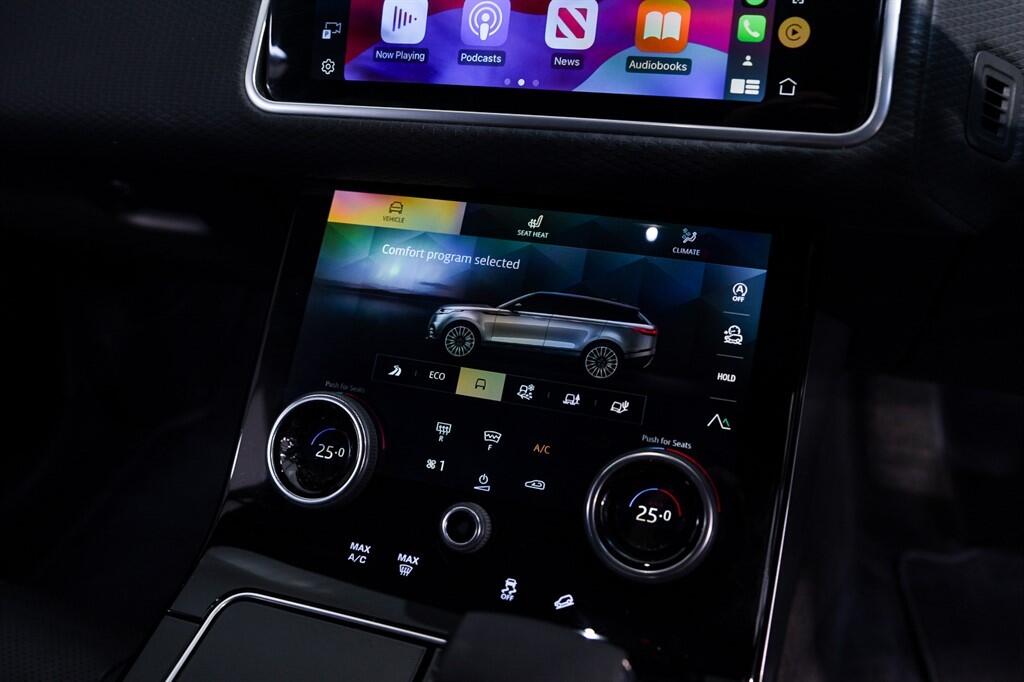 Land Rover Range Rover Velar view 16