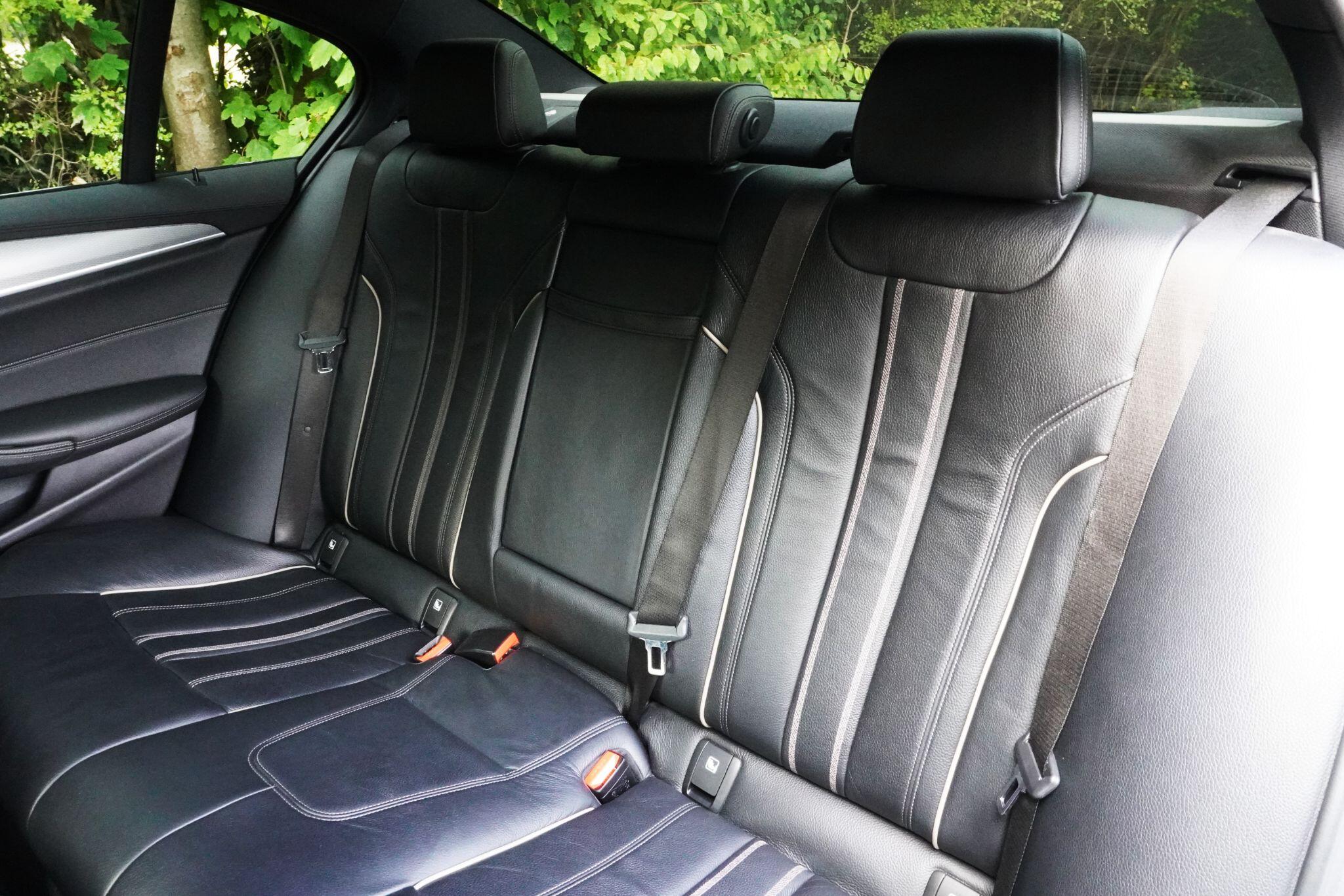 BMW 5 Series view 80