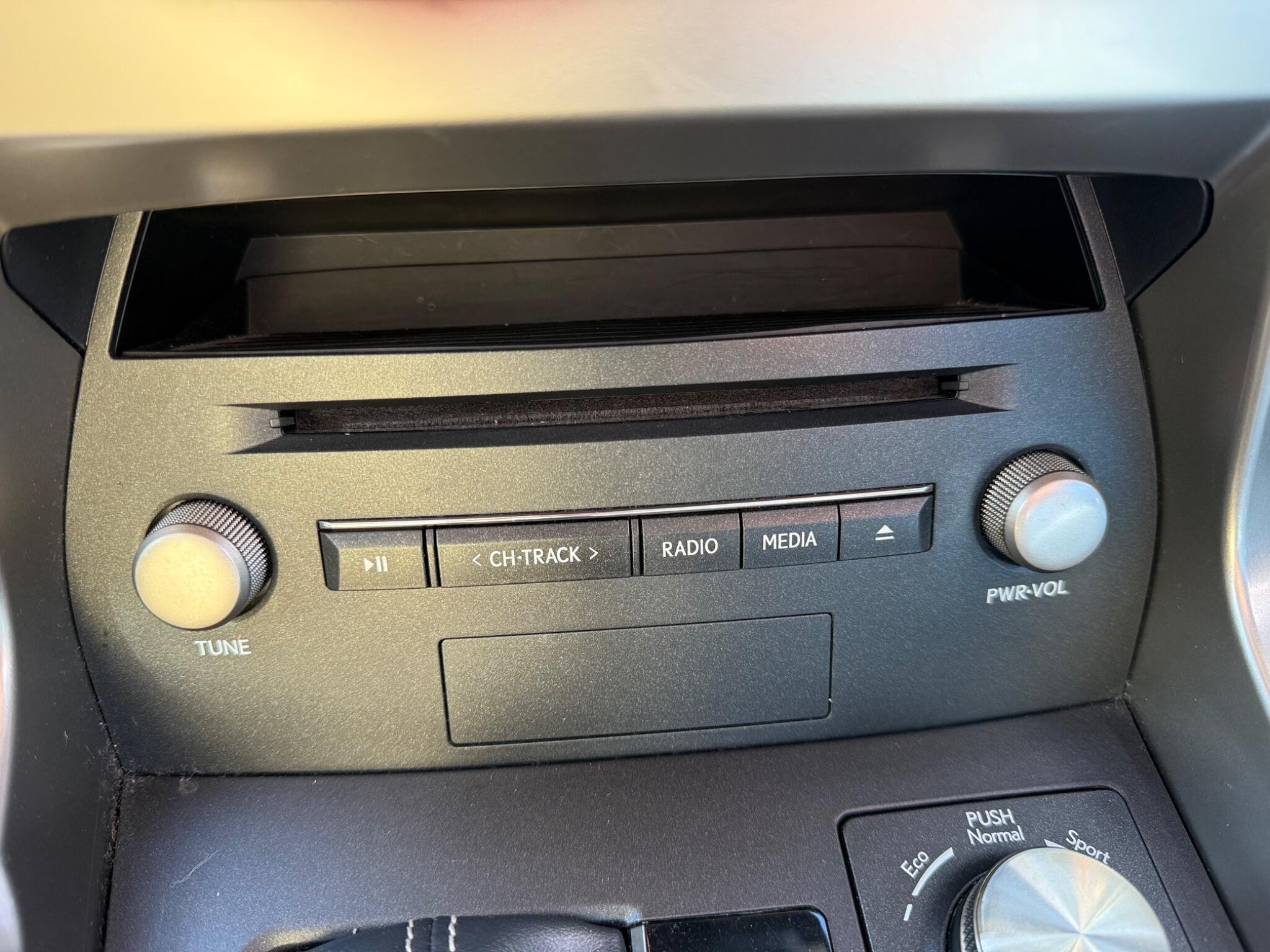 Lexus NX view 21