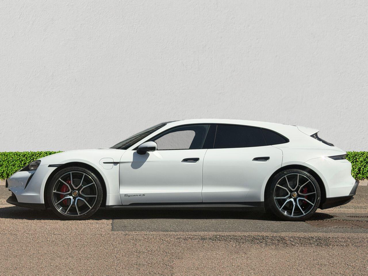 Porsche Taycan view 4
