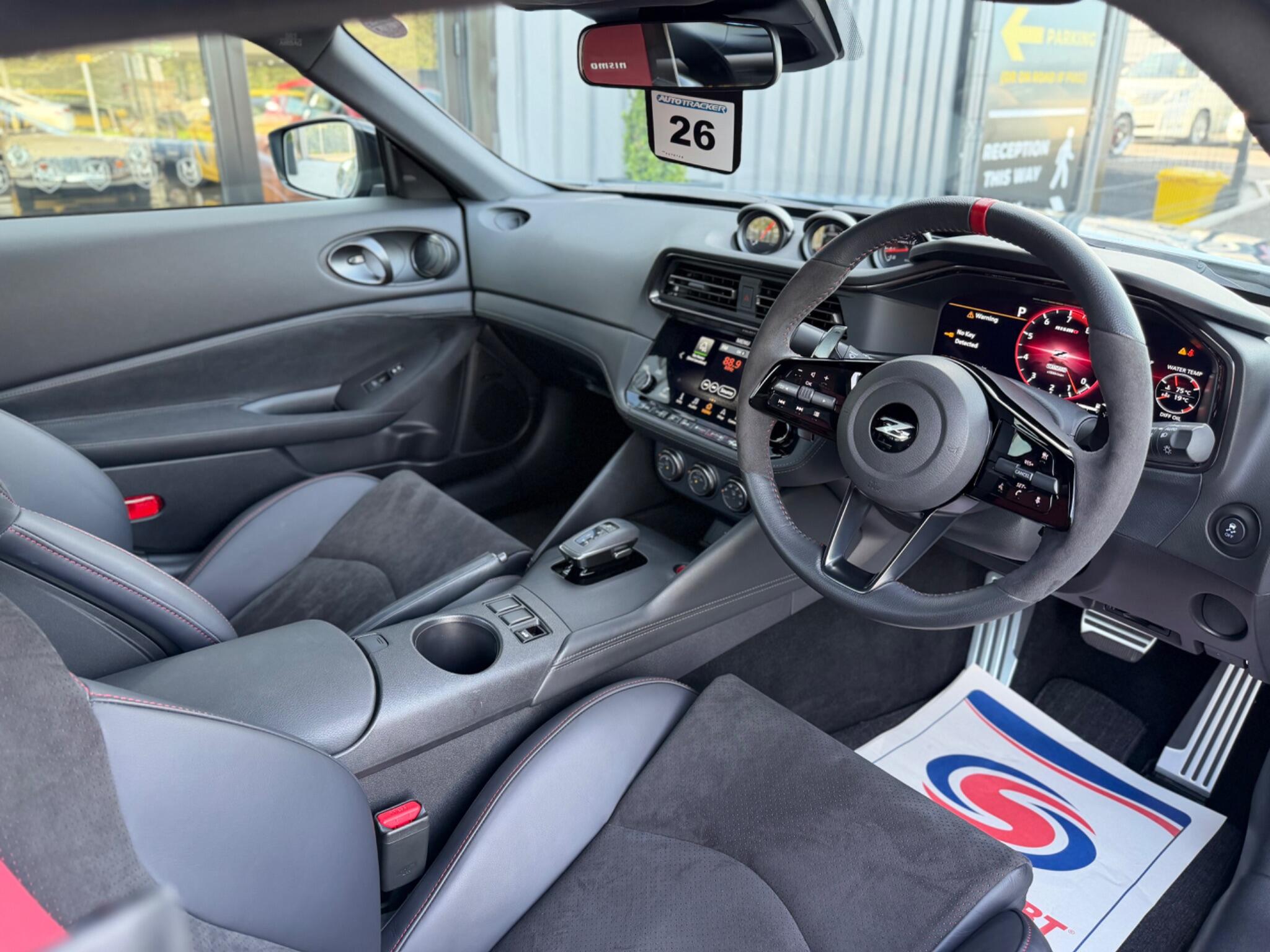 Nissan Fairlady view 8