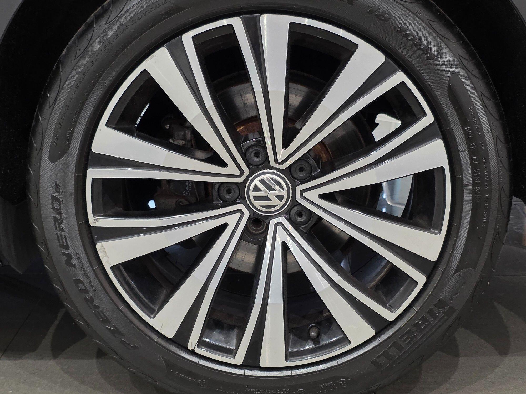 Volkswagen Arteon view 28