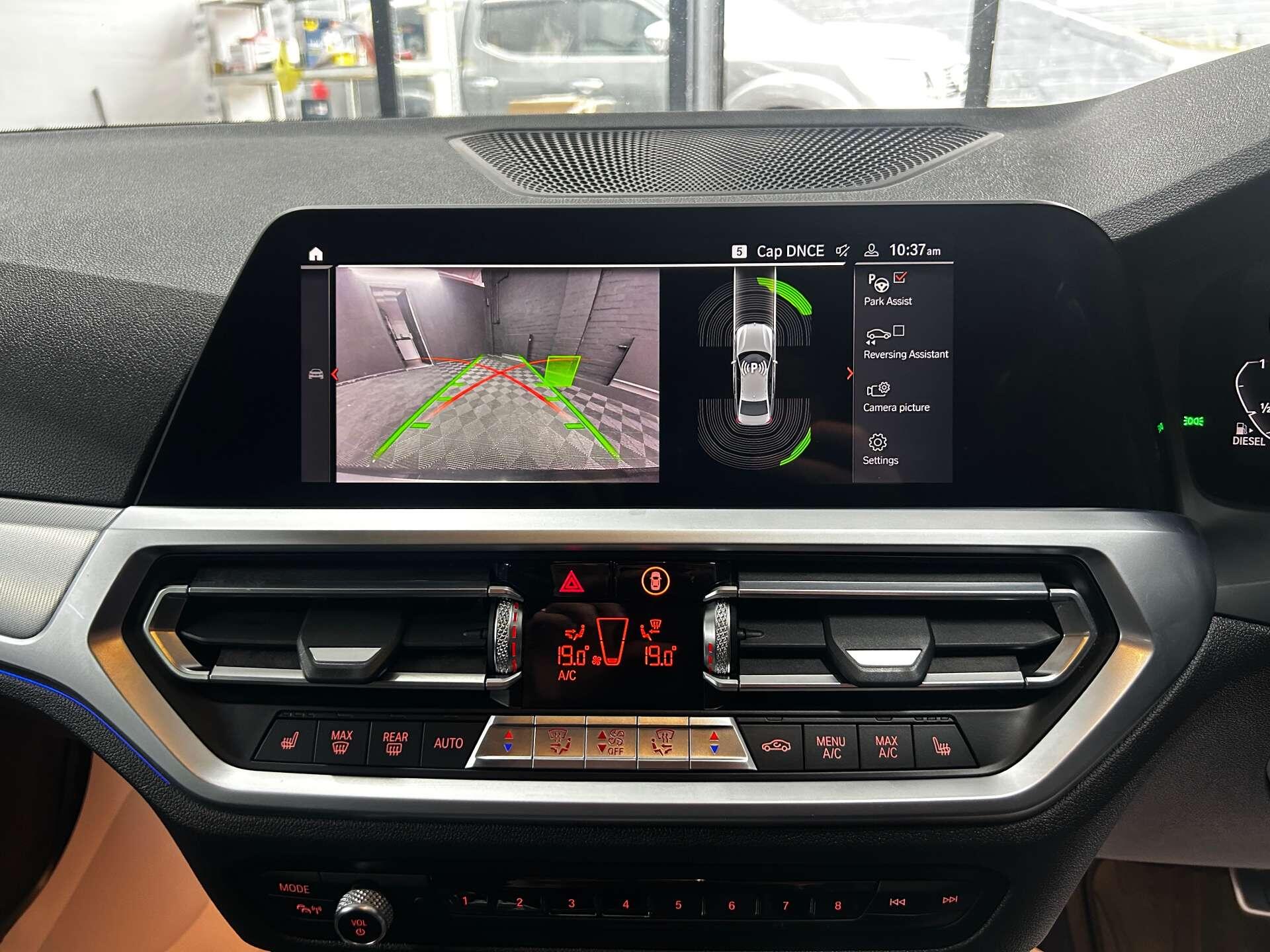 BMW 3 Series view 50
