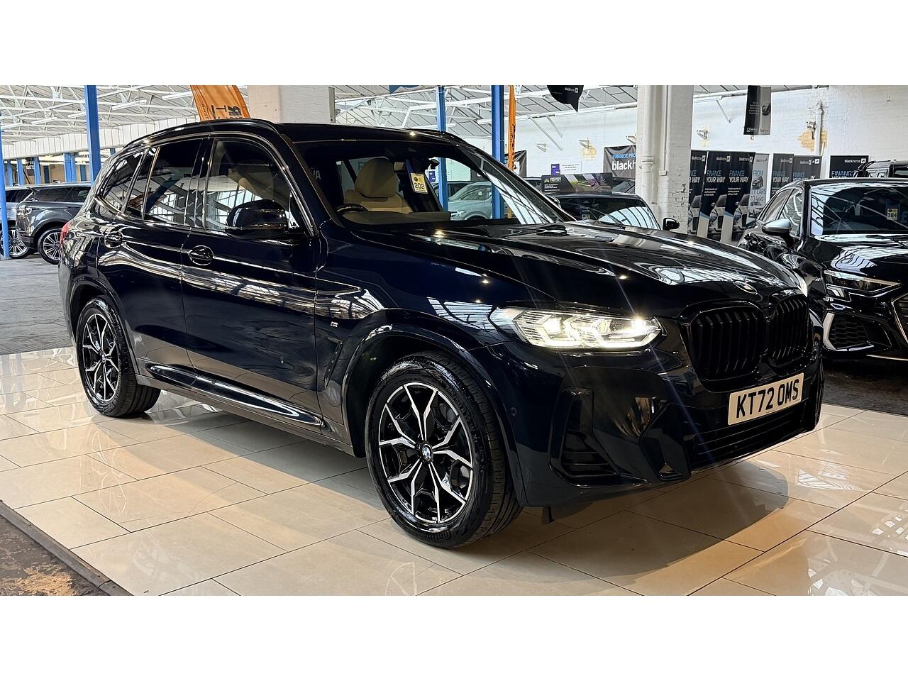 BMW X3 view 4