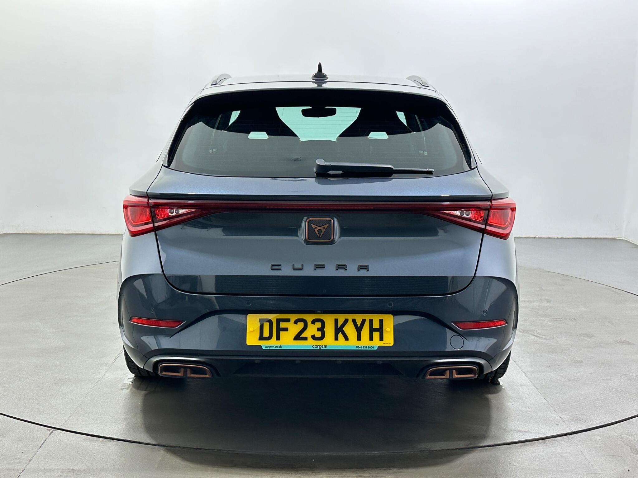 Cupra CUPRA Leon view 7