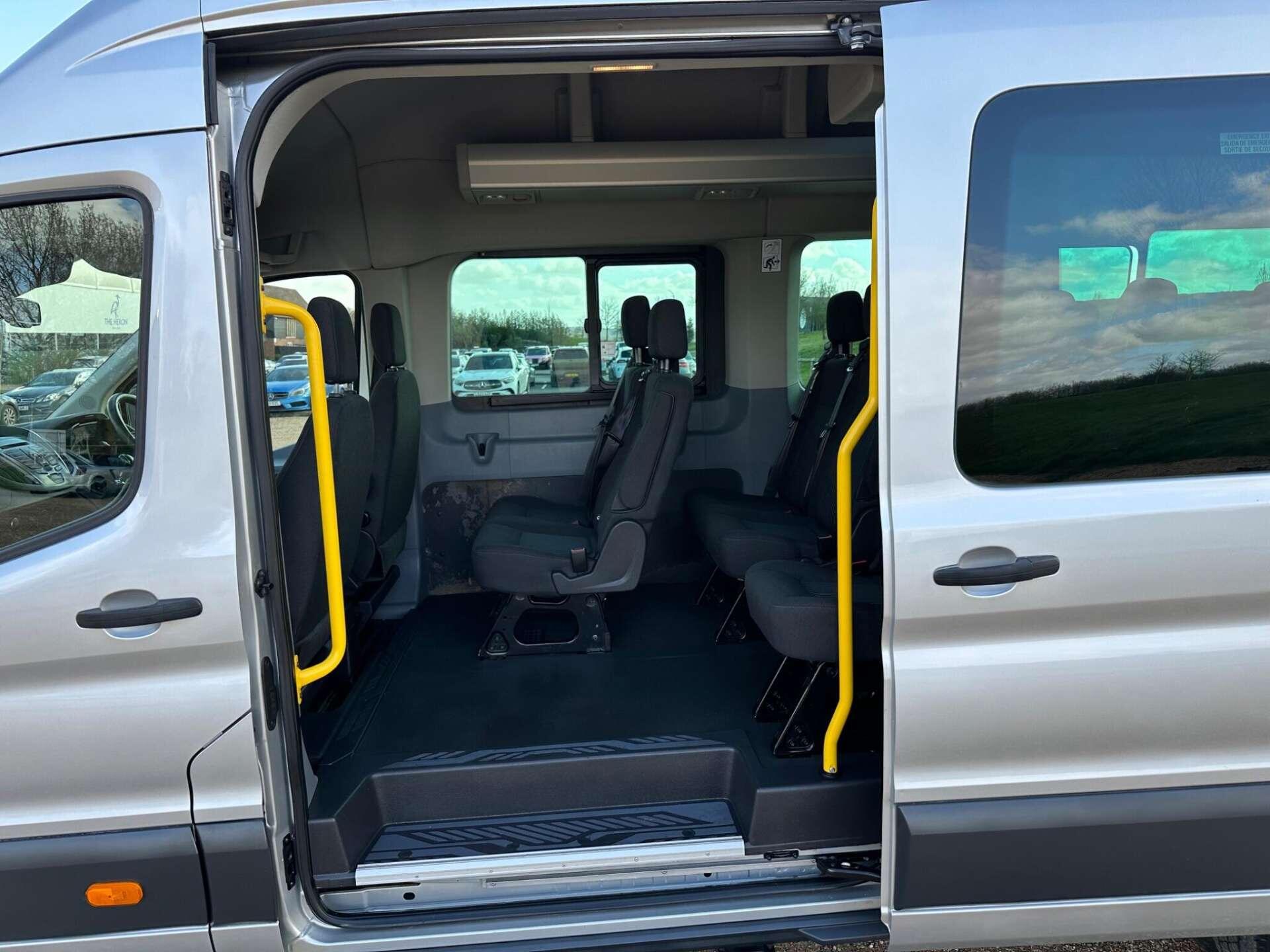 Ford Transit view 19