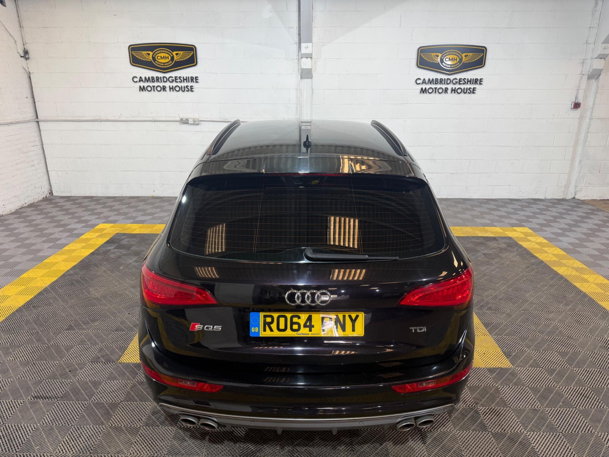 Audi SQ5 view 74