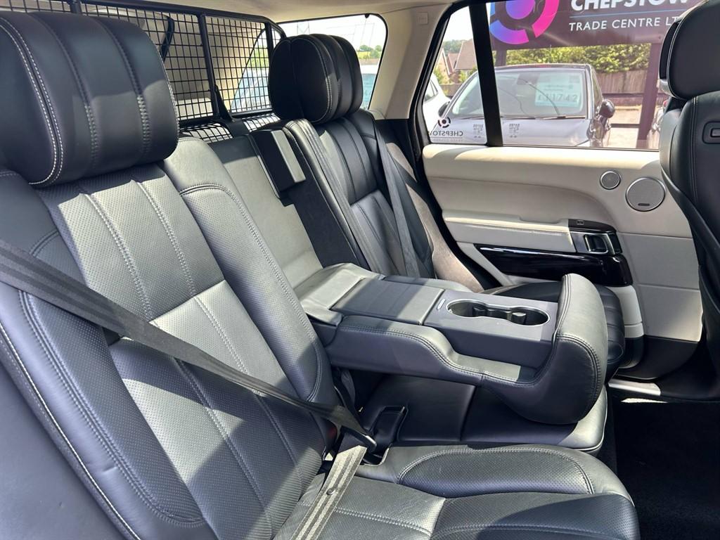 Land Rover Range Rover view 12