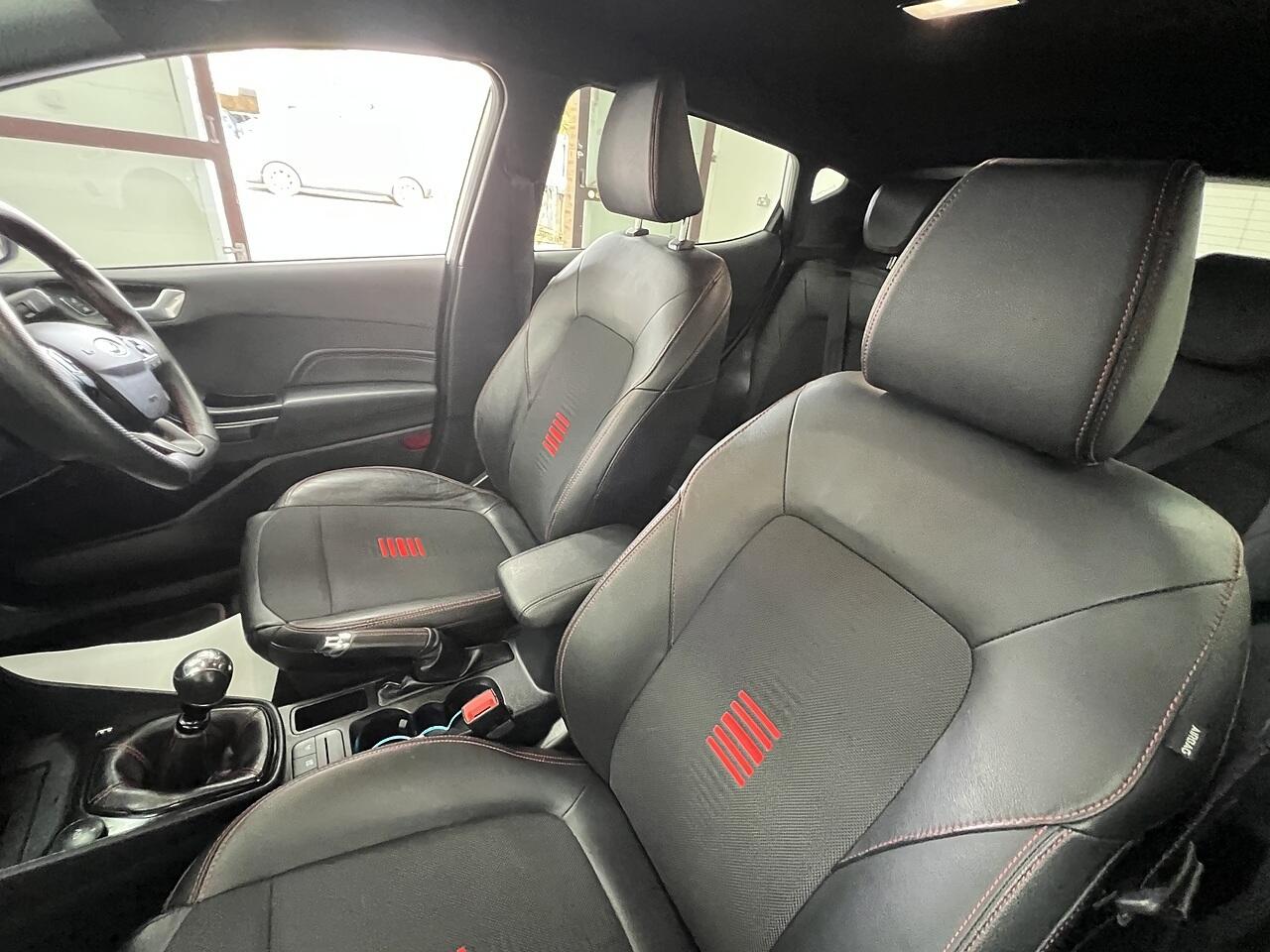 Ford Fiesta view 18