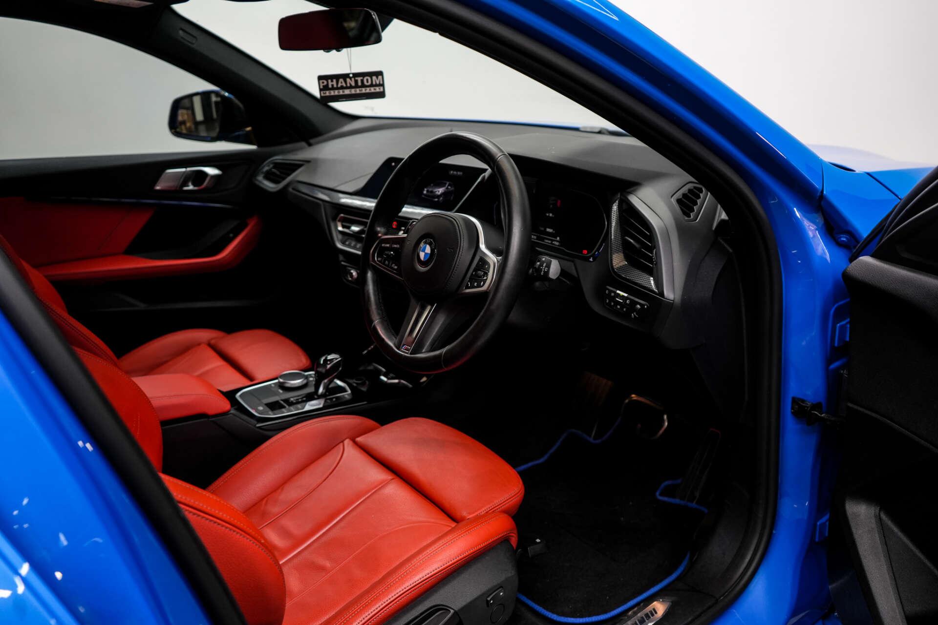 BMW 1 Series view 15