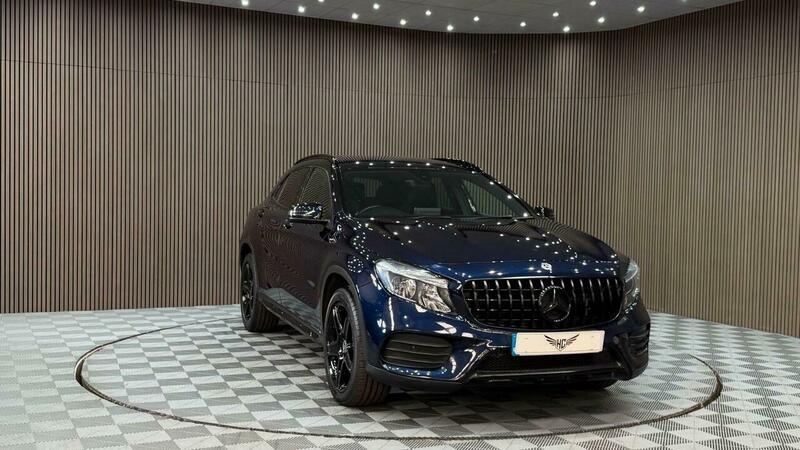 Mercedes-Benz GLA view 30