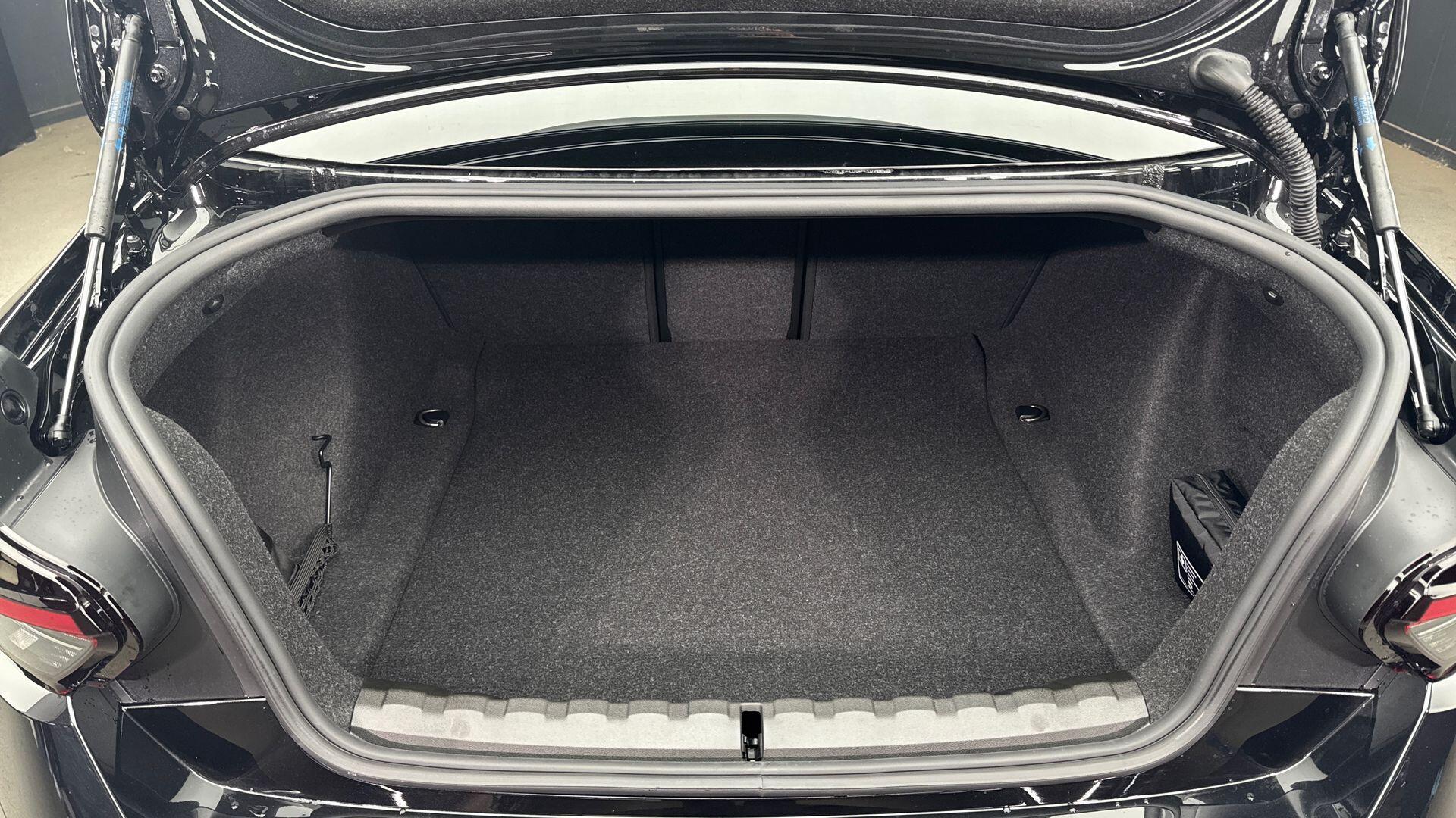 BMW 2 Series view 8