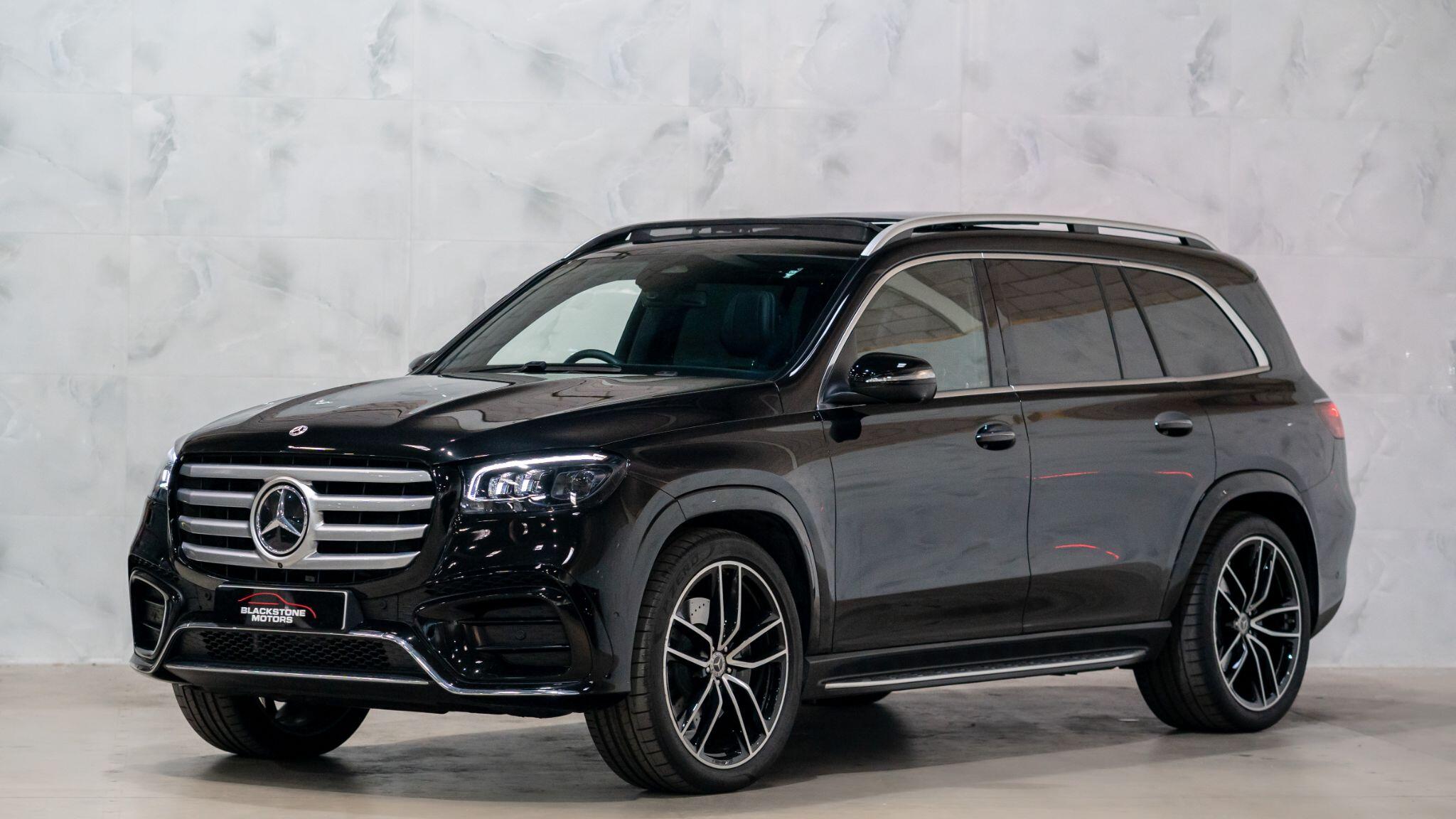 Mercedes-Benz GLS view 3