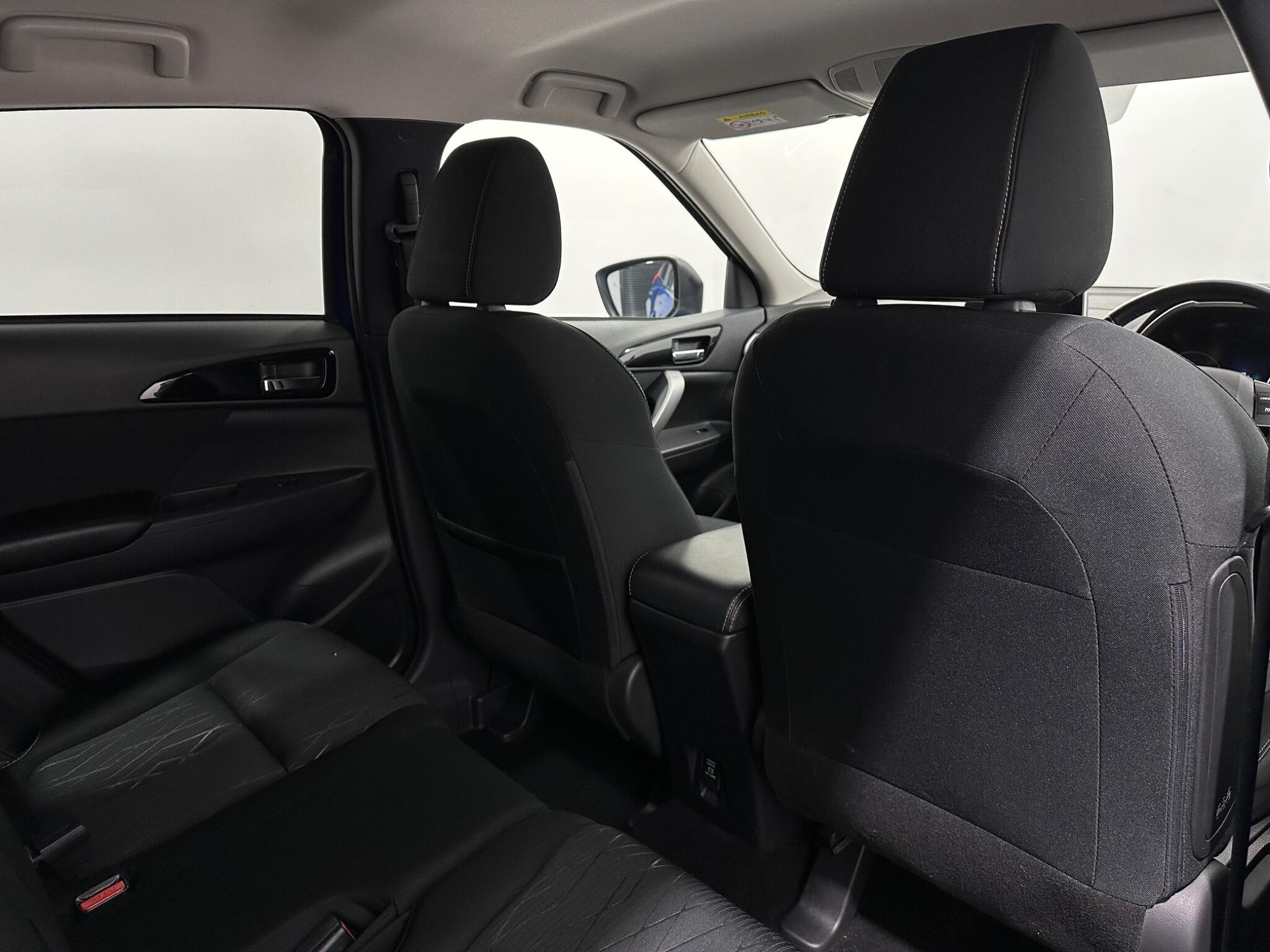 Mitsubishi Eclipse Cross view 41