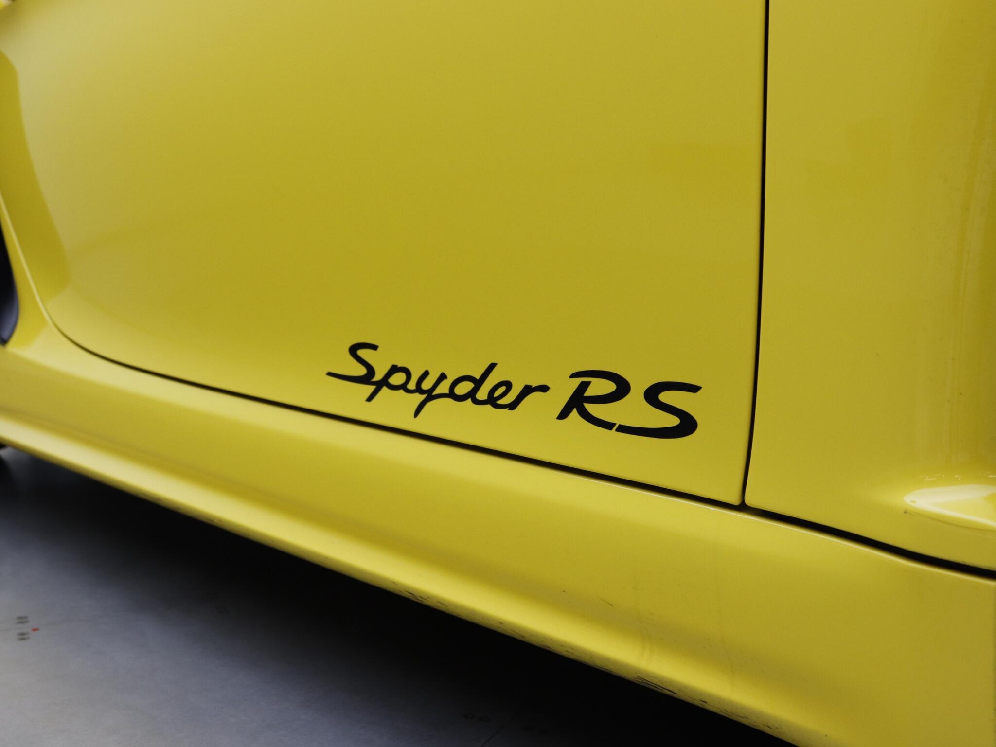 Porsche 718 Spyder view 28