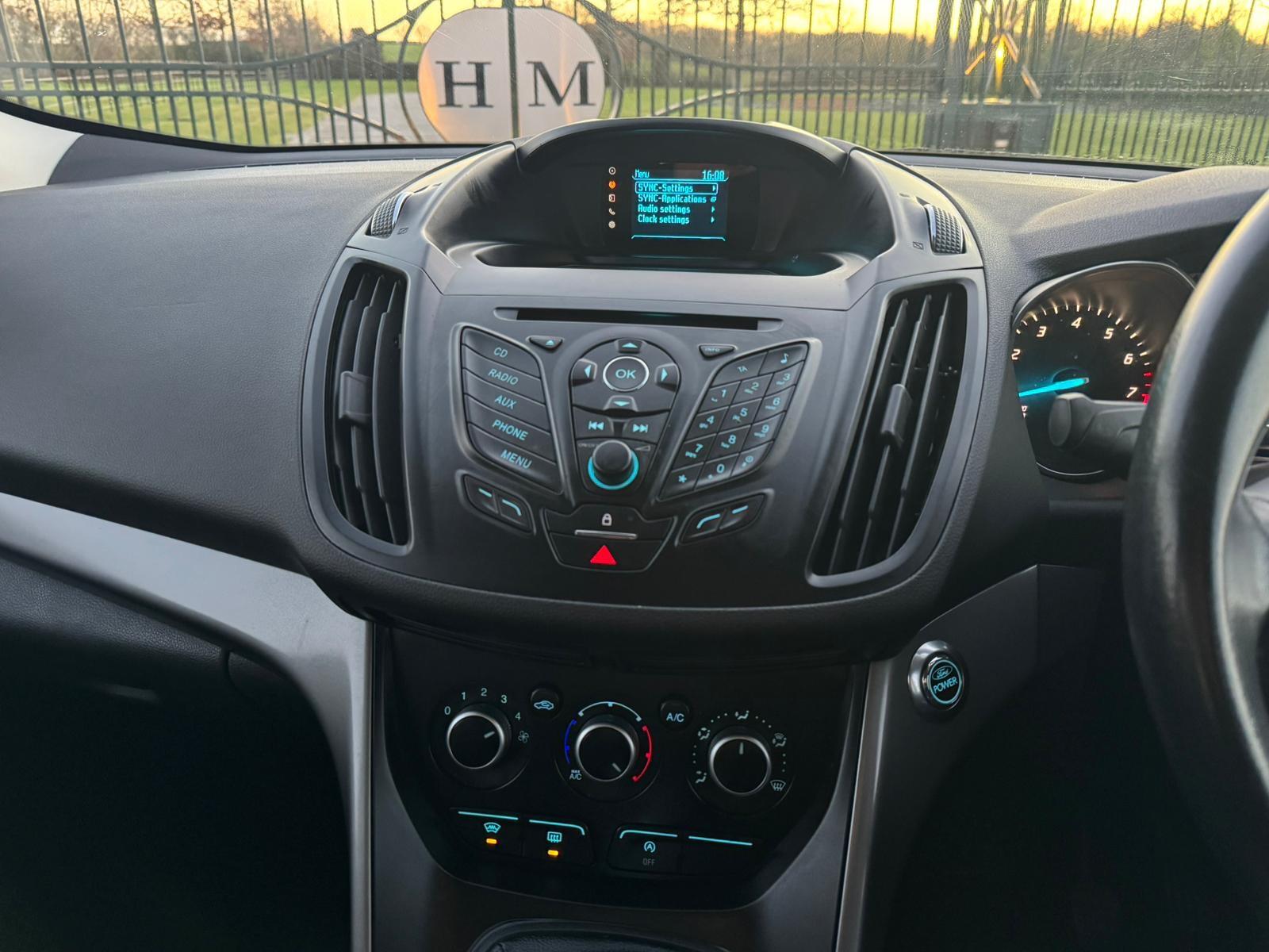 2014 Ford Kuga image 26