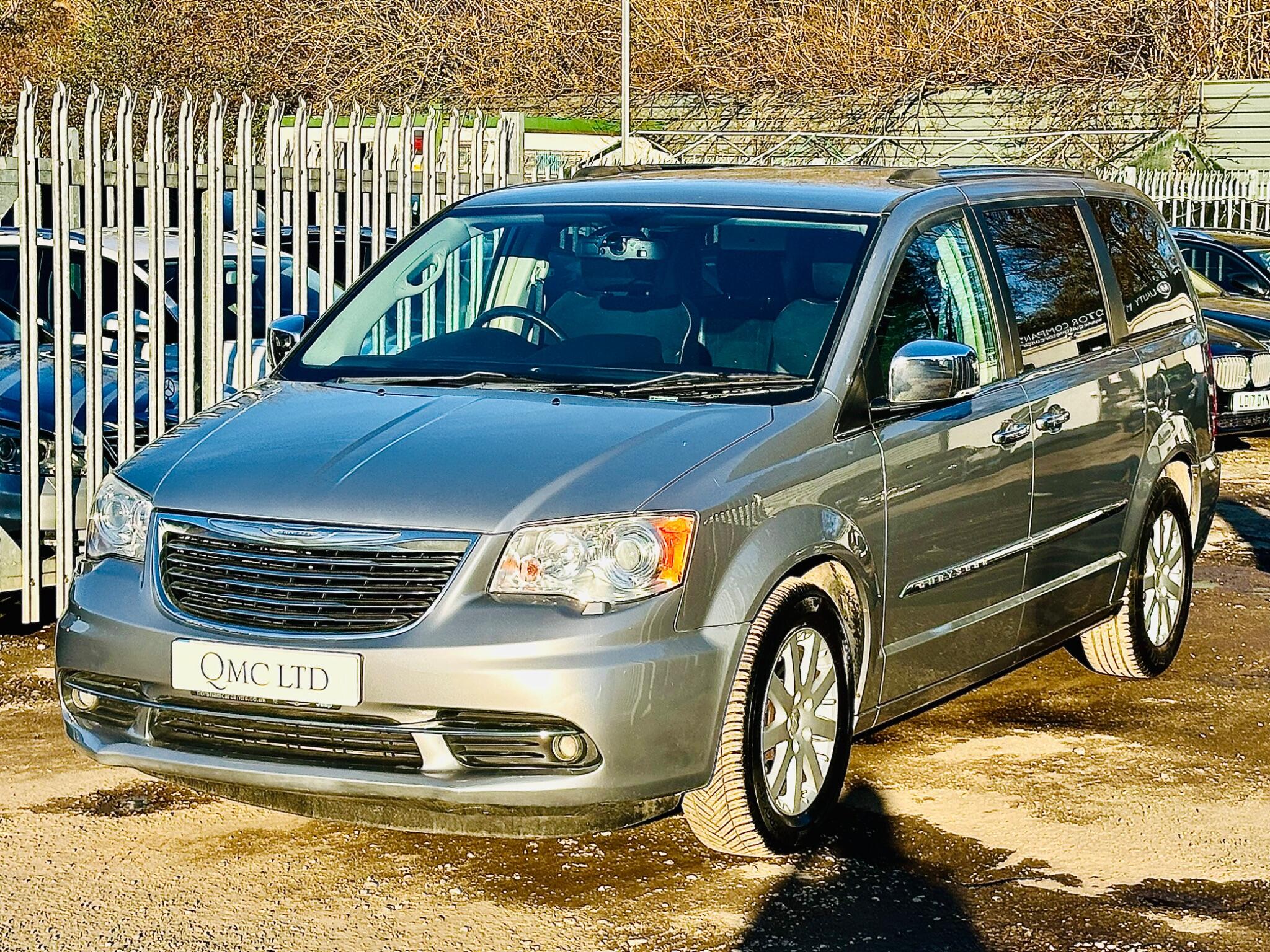 Chrysler Grand Voyager view 11