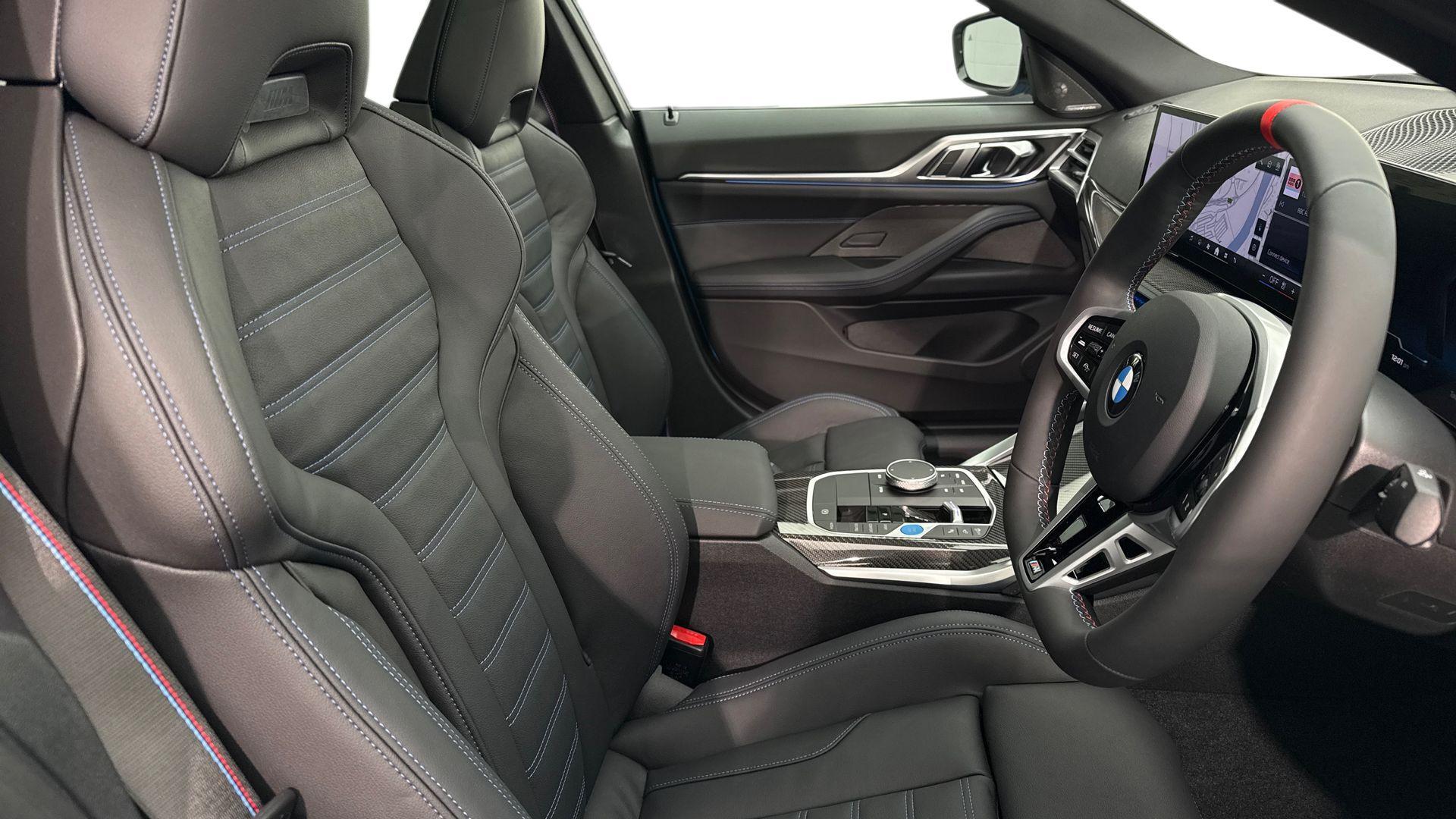 BMW i4 view 11