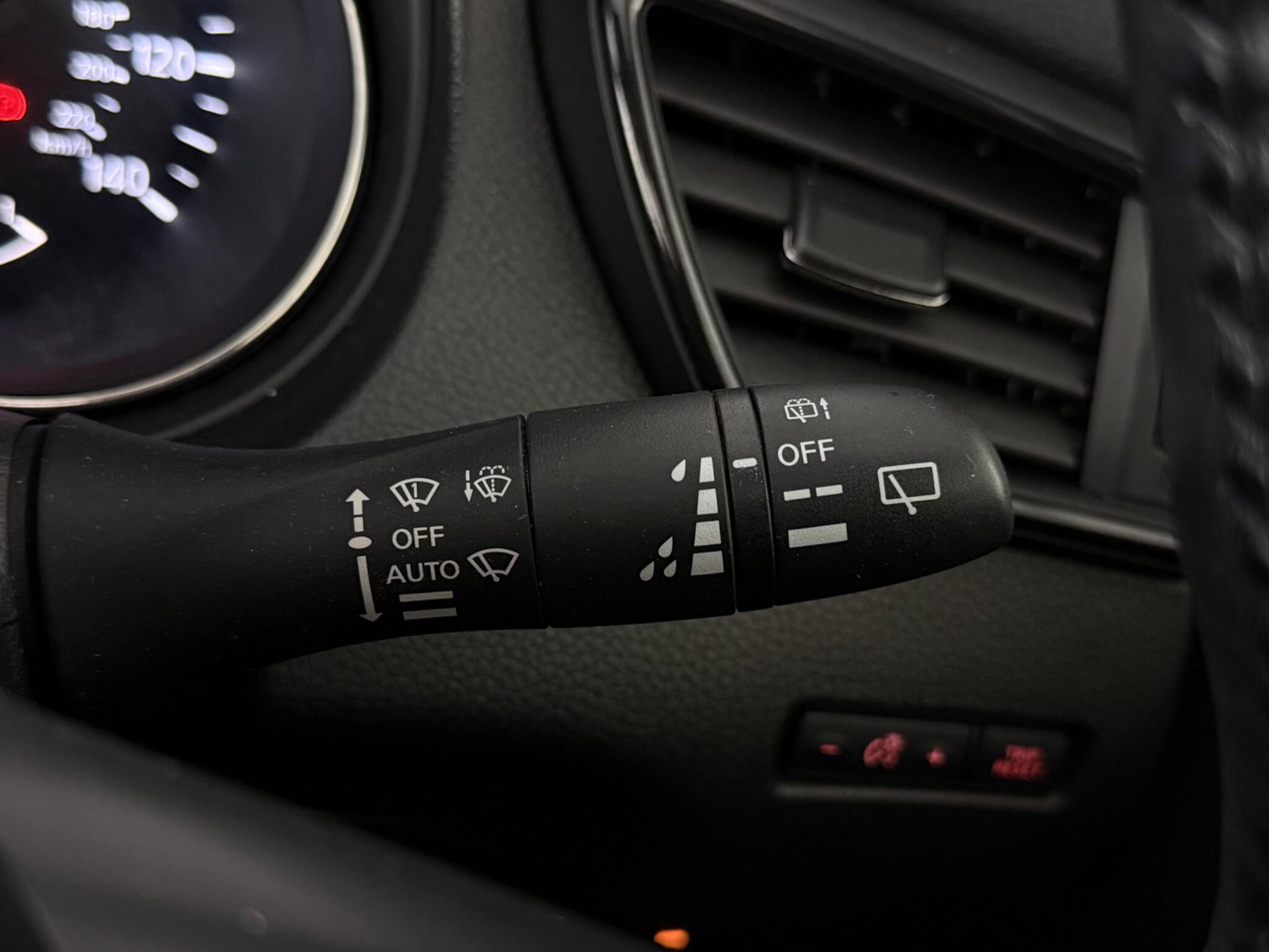 Nissan X-Trail view 16