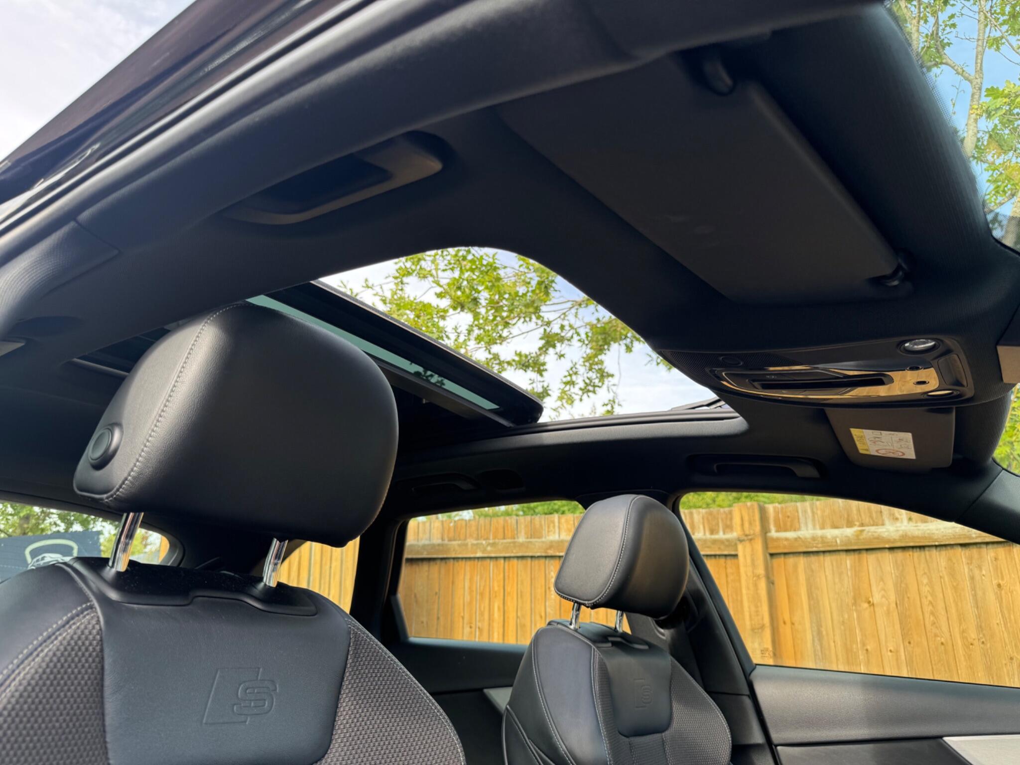 Audi A4 view 52