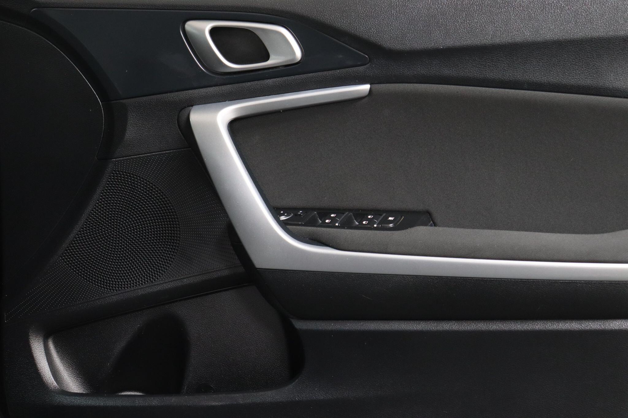 Kia Ceed view 36