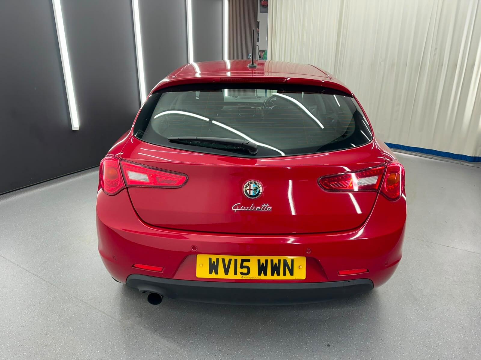 Alfa Romeo Giulietta view 6
