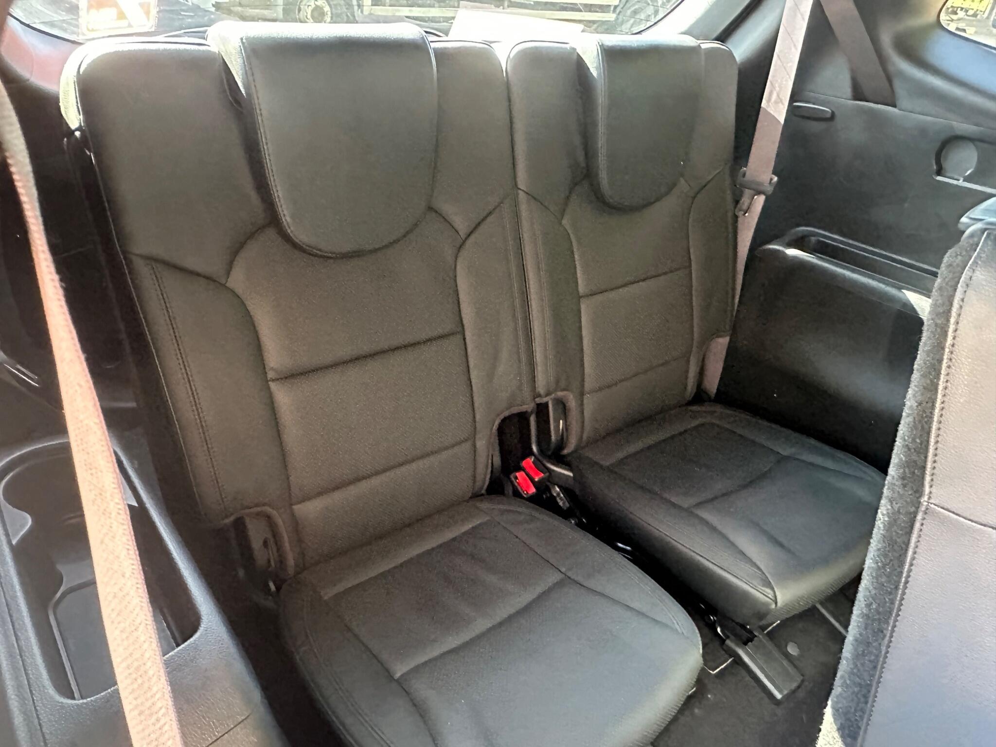 Kia Carens view 11