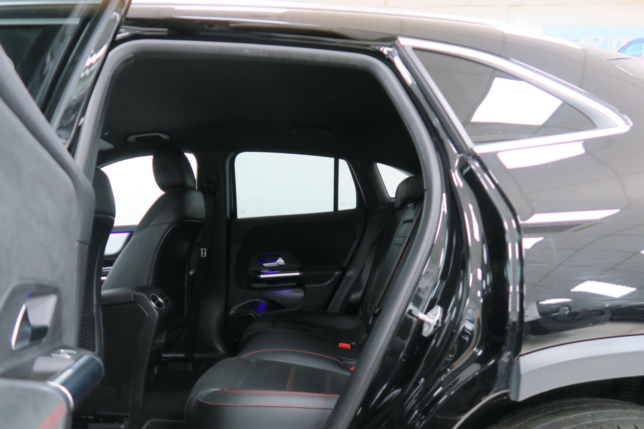 Mercedes-Benz EQA view 12
