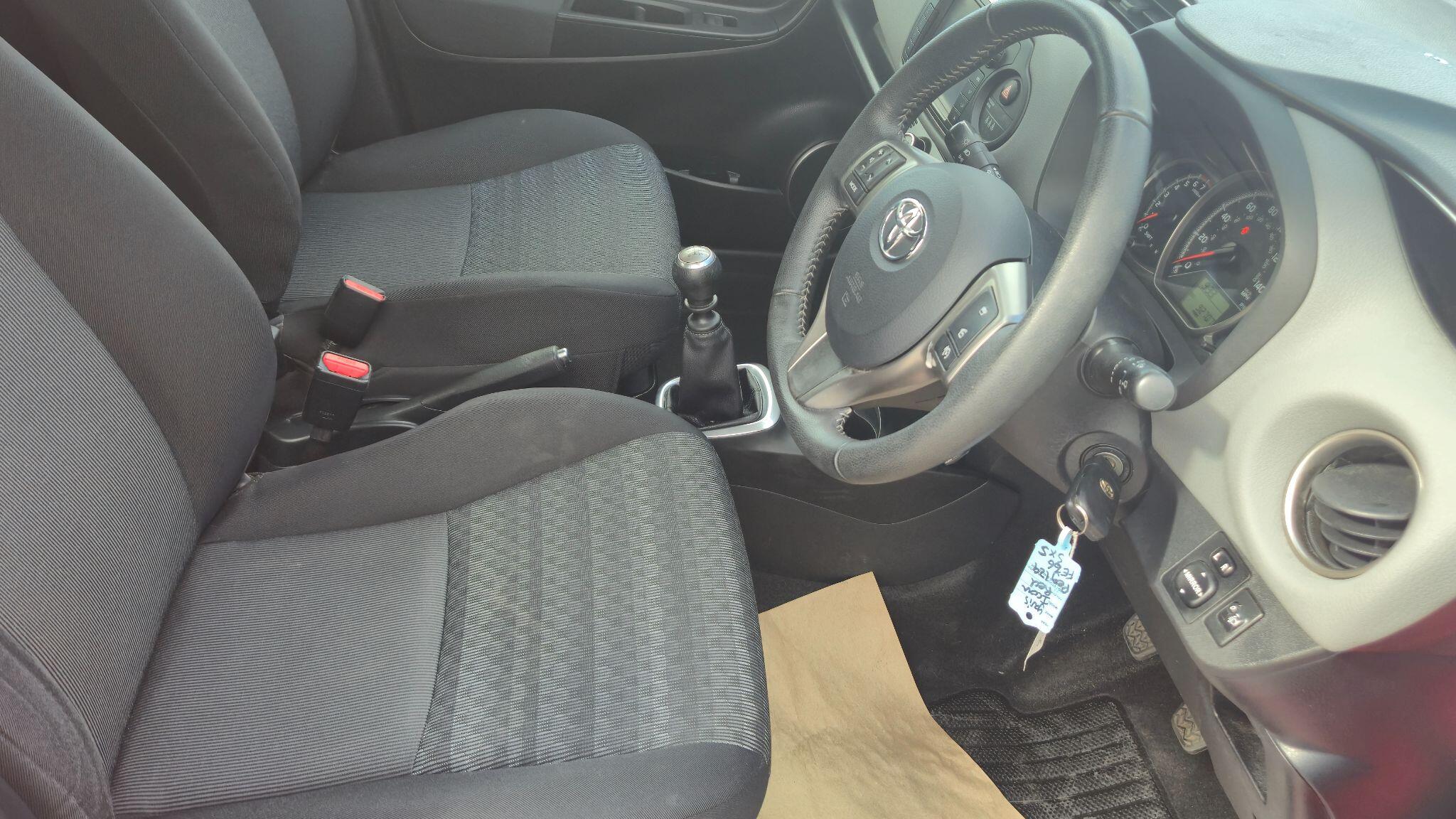 Toyota Yaris view 26
