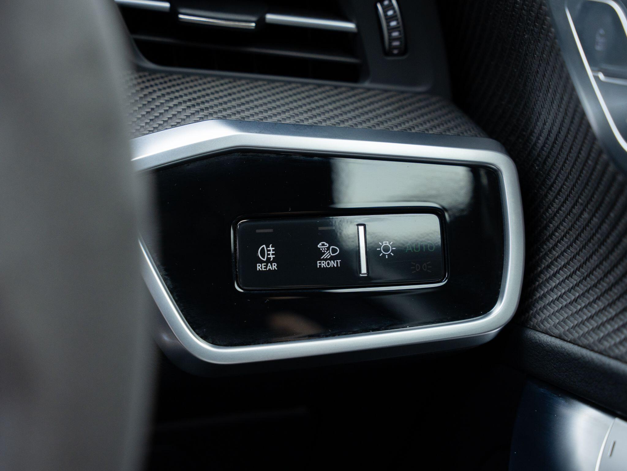 Audi RS6 view 42