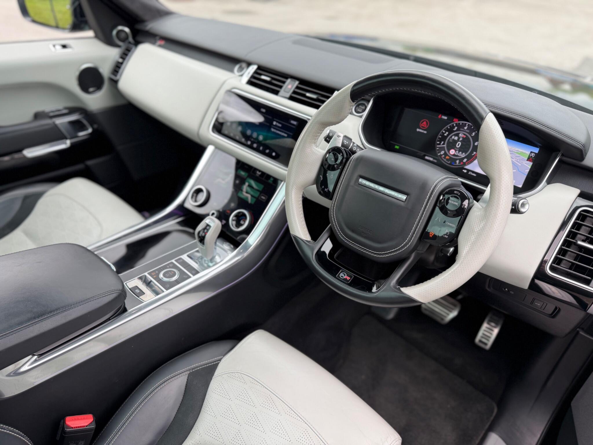 Land Rover Range Rover Sport view 14