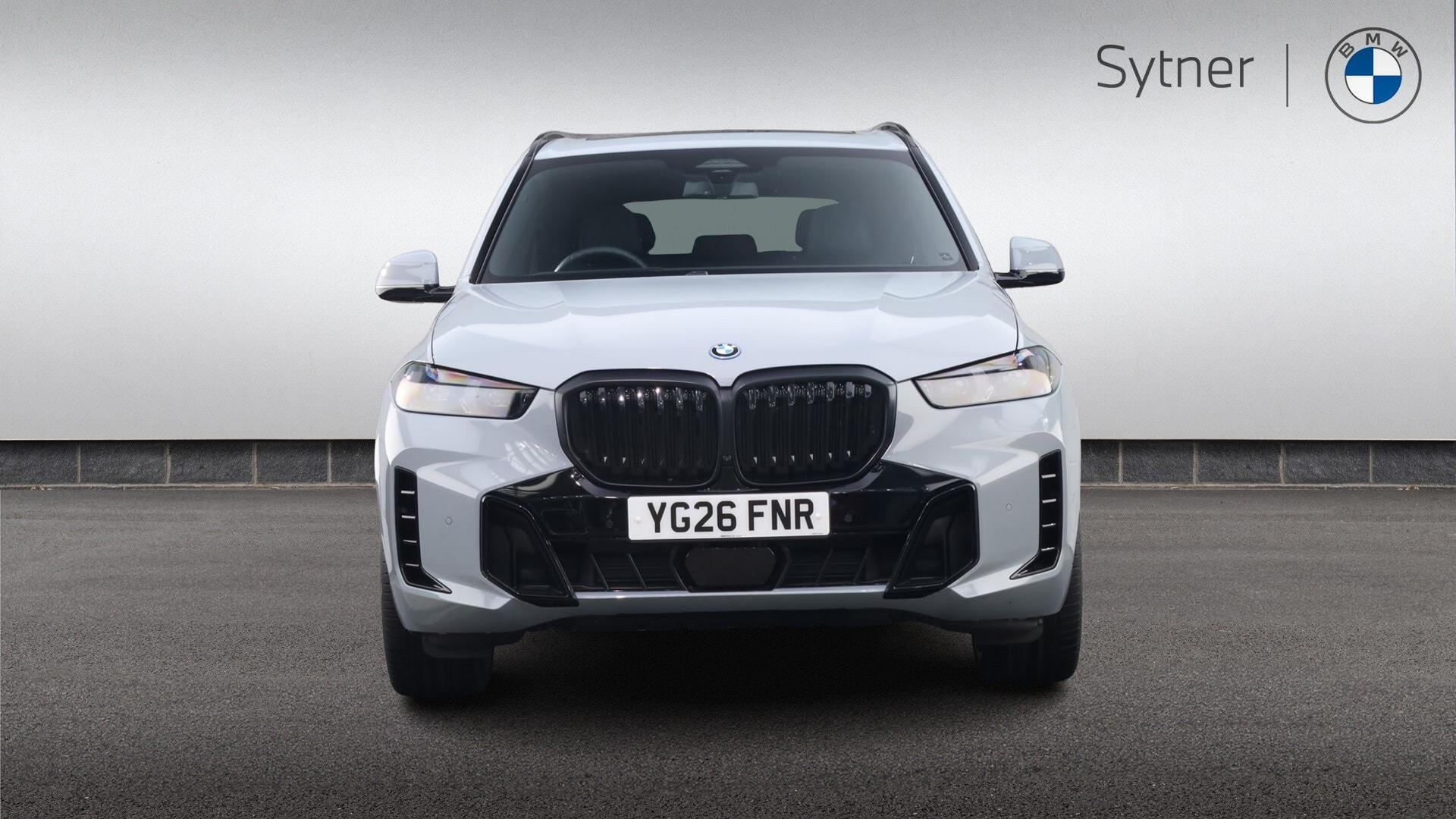 BMW X5 view 16