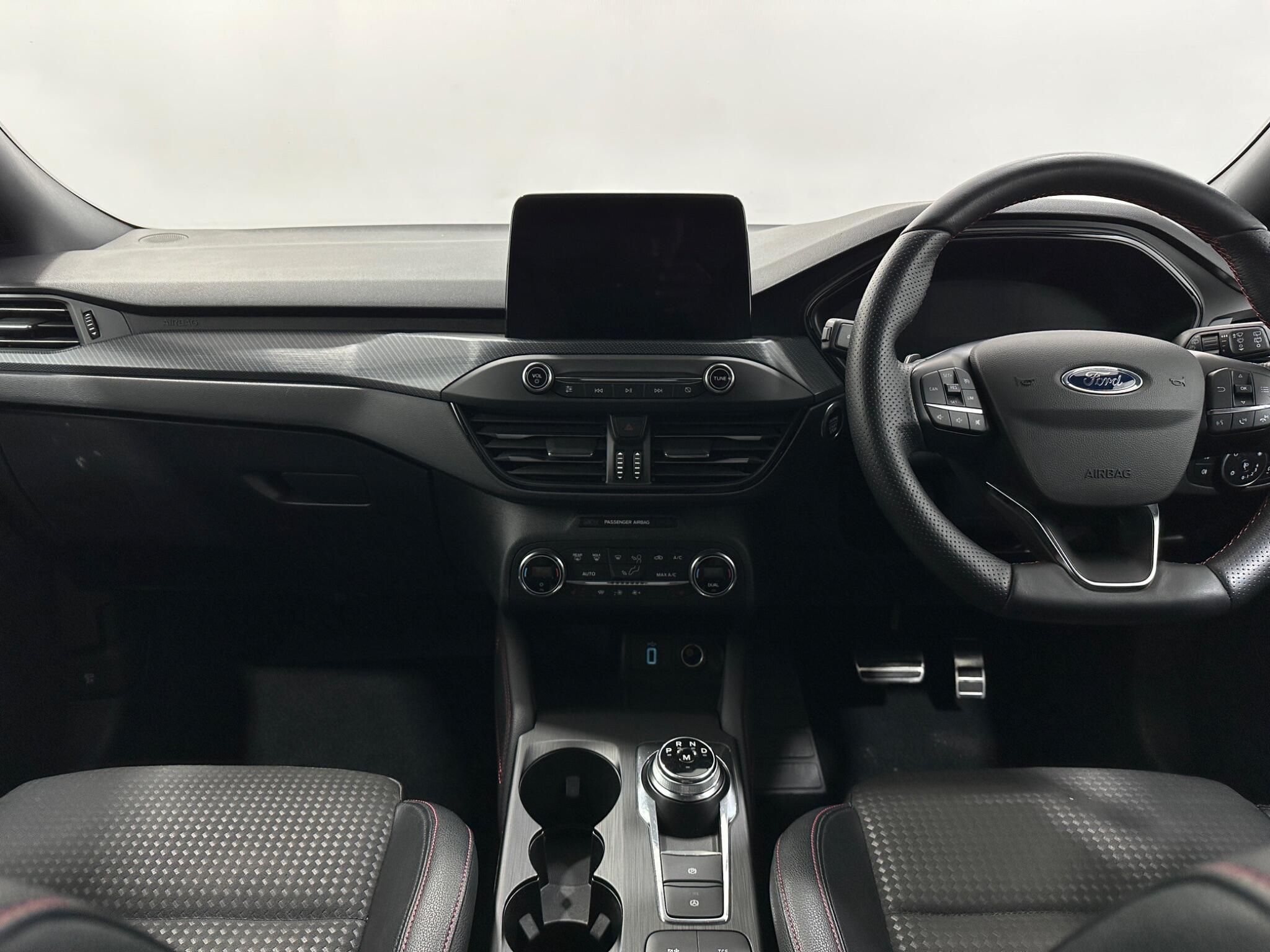 Ford Focus view 20
