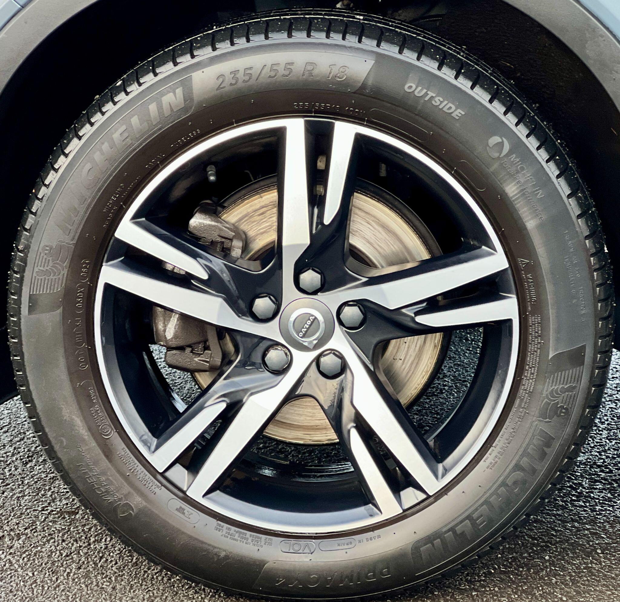 Volvo XC40 view 25