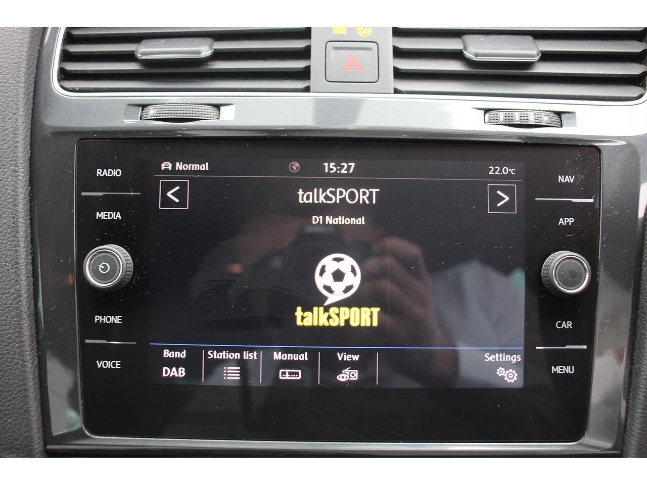 Volkswagen Golf view 21