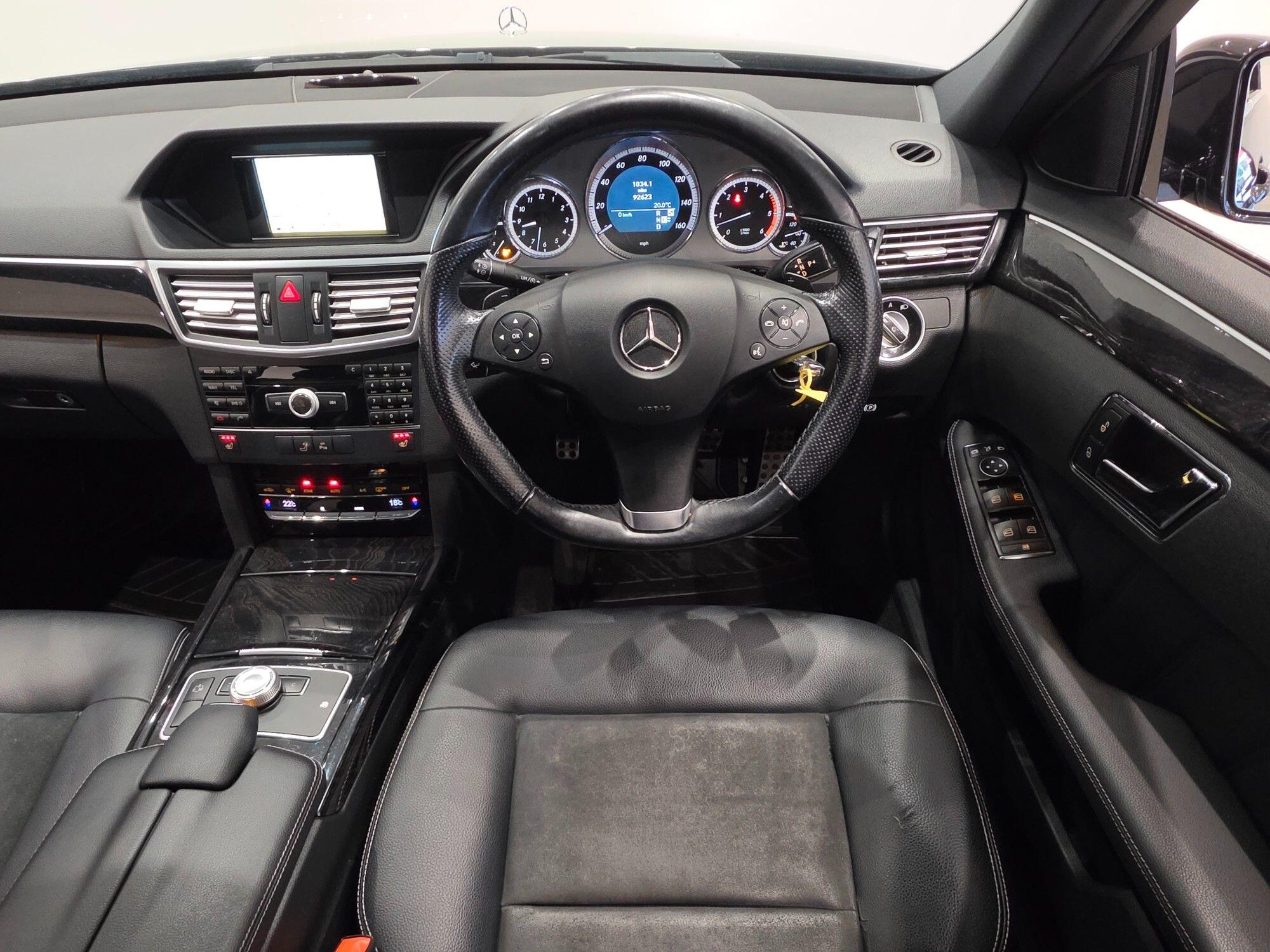 Mercedes-Benz E-Class view 36