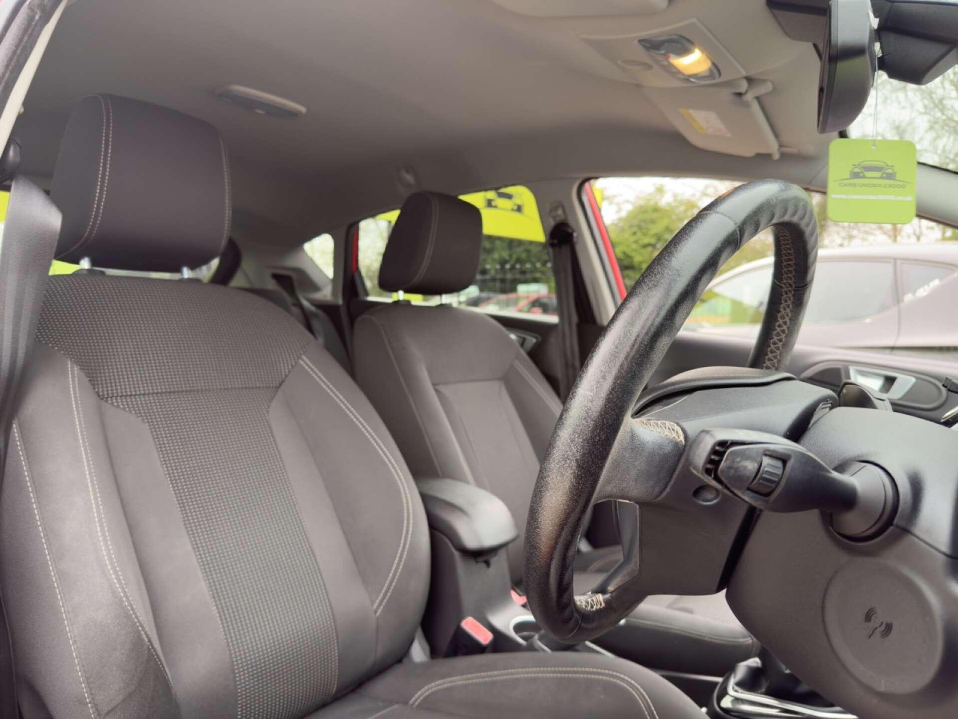 Ford Fiesta view 8