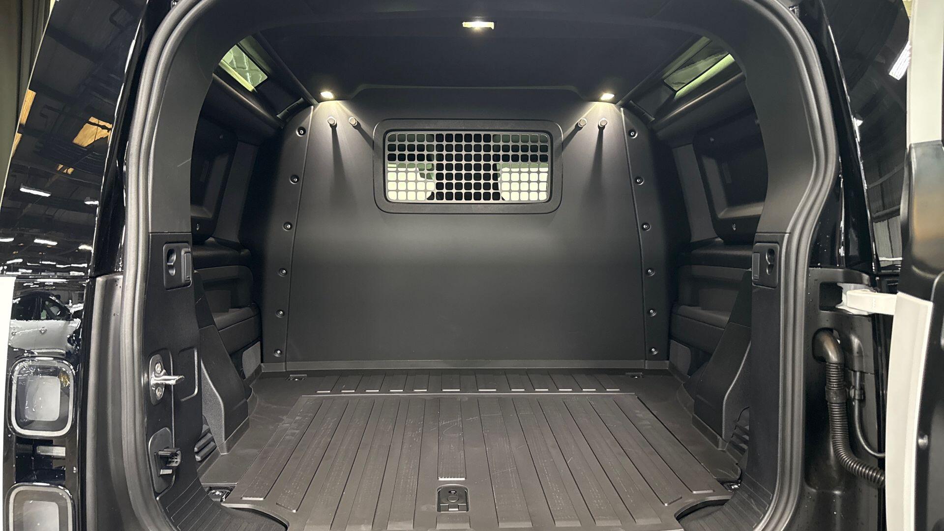 Land Rover Defender view 10