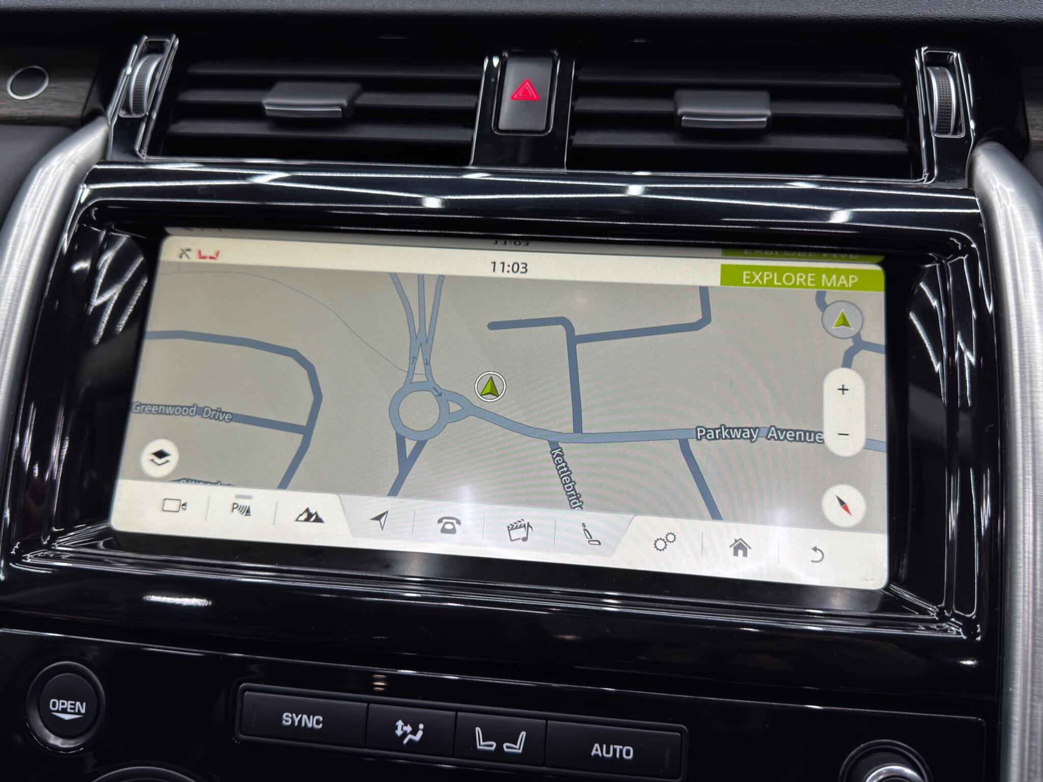 Land Rover Discovery view 32