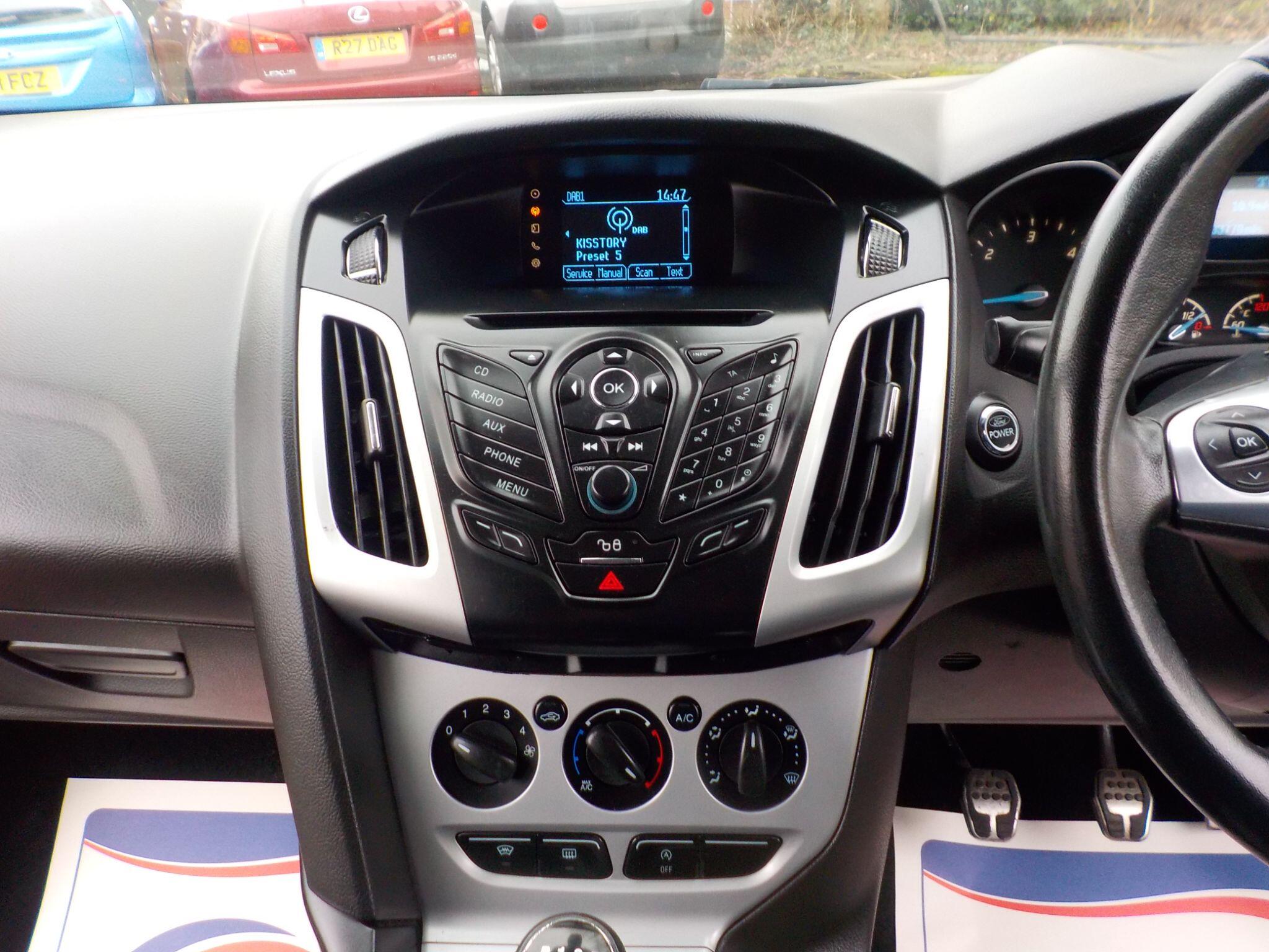 Ford Focus 1.6 TDCi Zetec S Euro 5 (s/s) 5dr