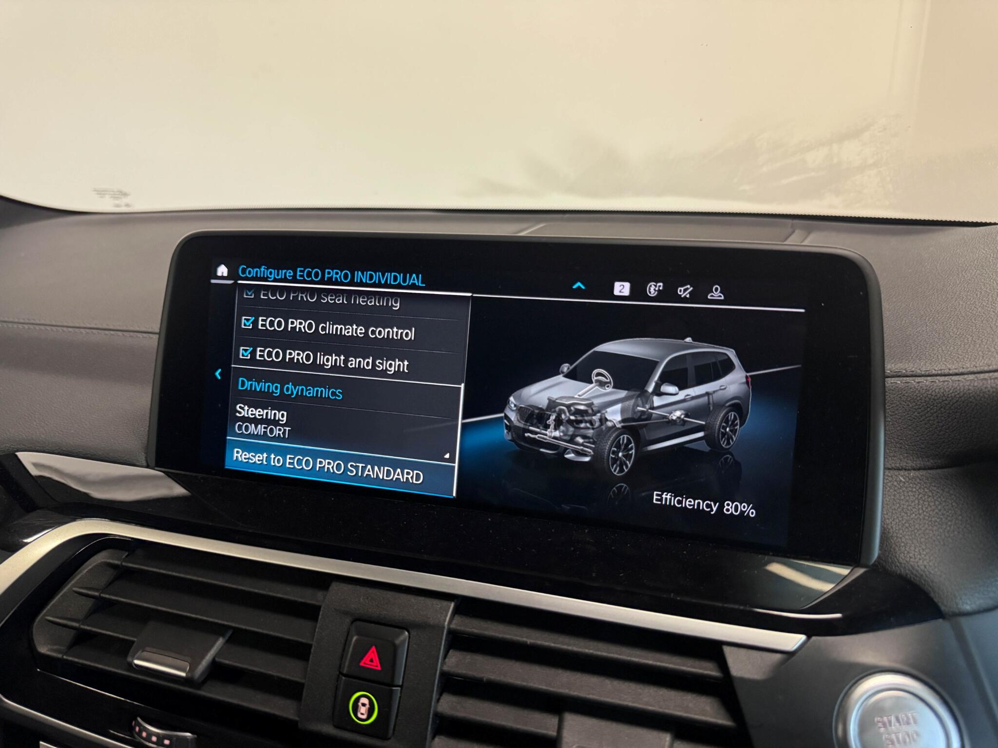 BMW X3 view 56