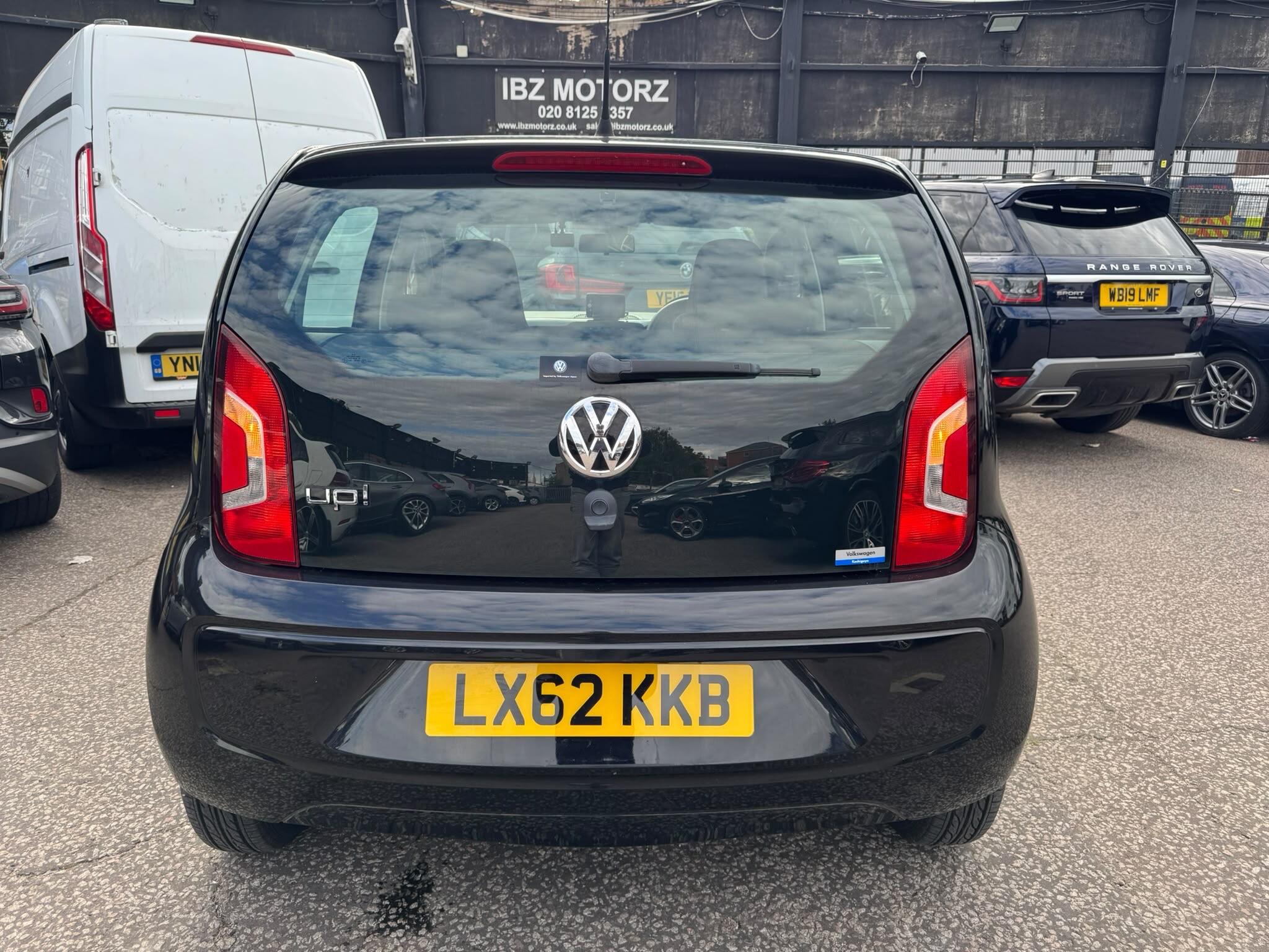 Volkswagen Up! view 12