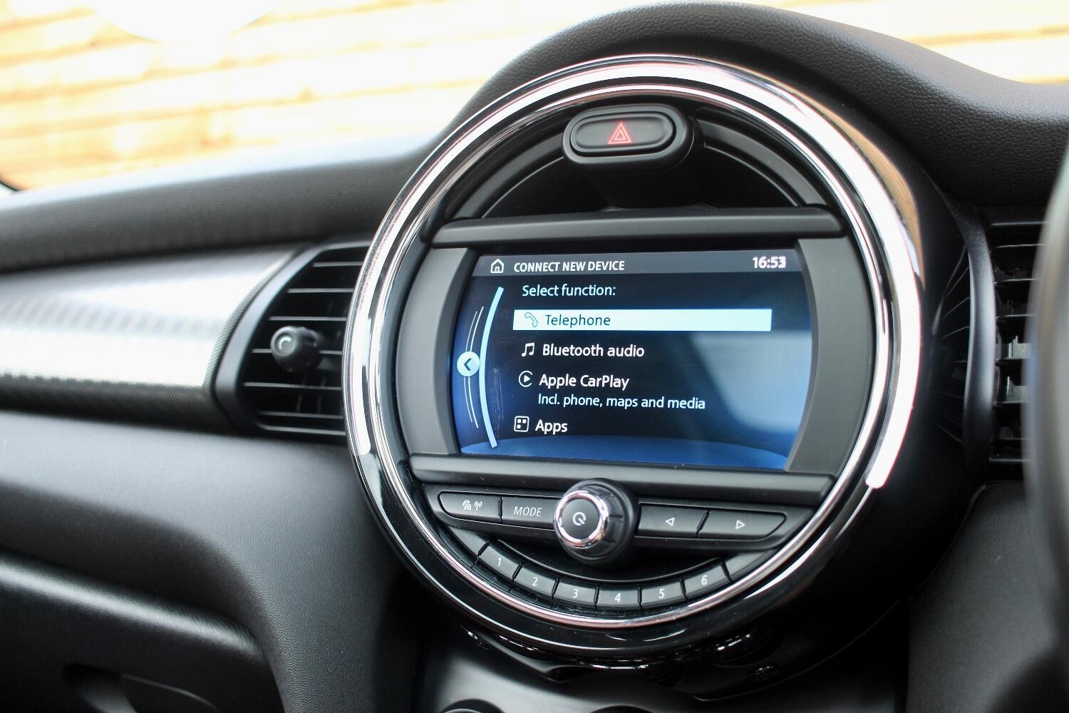 Mini Hatch view 16