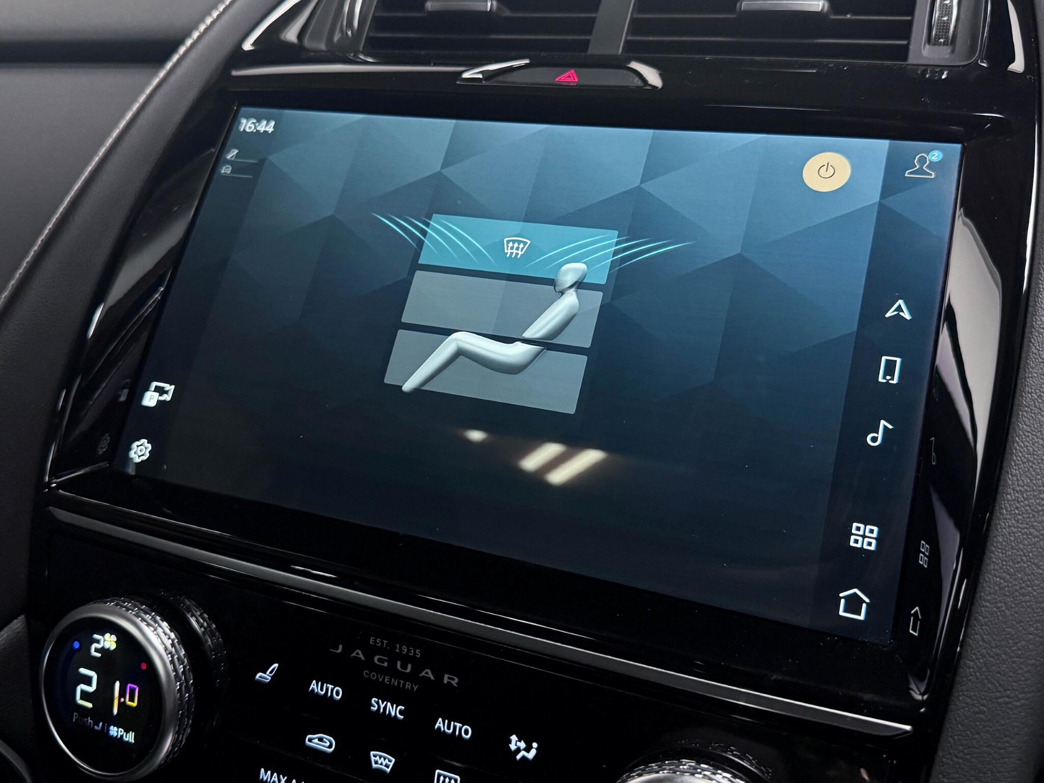 Jaguar E-Pace view 52